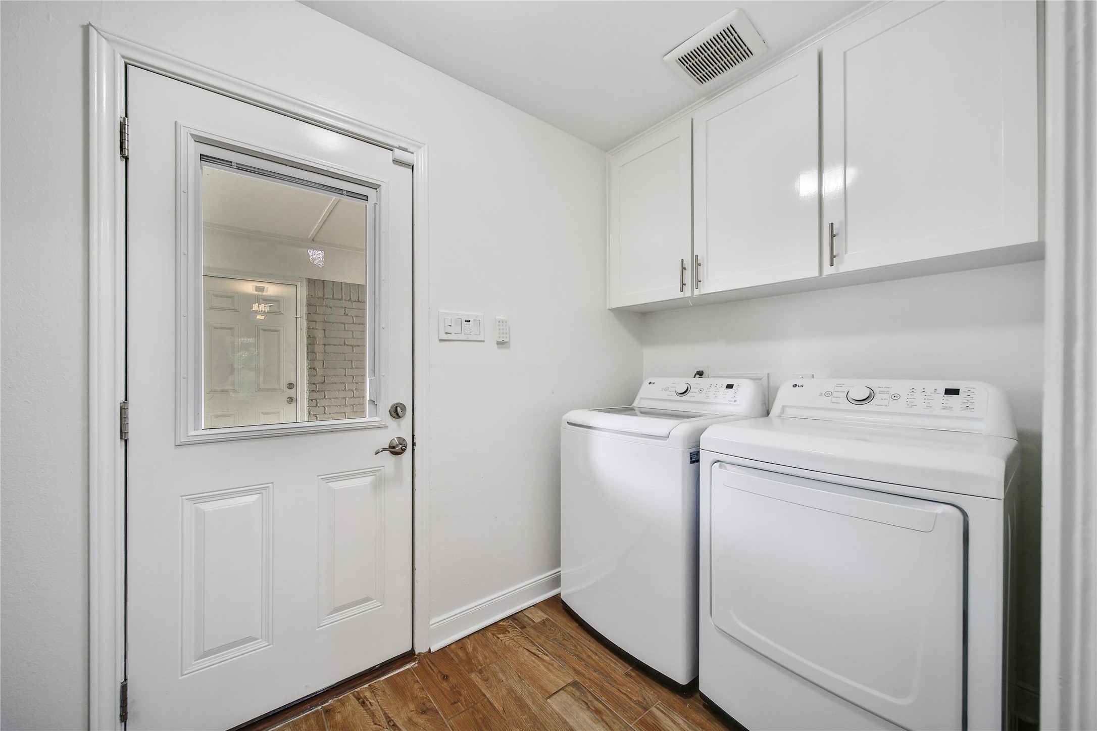 963 Thornton Road , Houston, TX, 77018 | 57349003 | Realty Texas LLC
