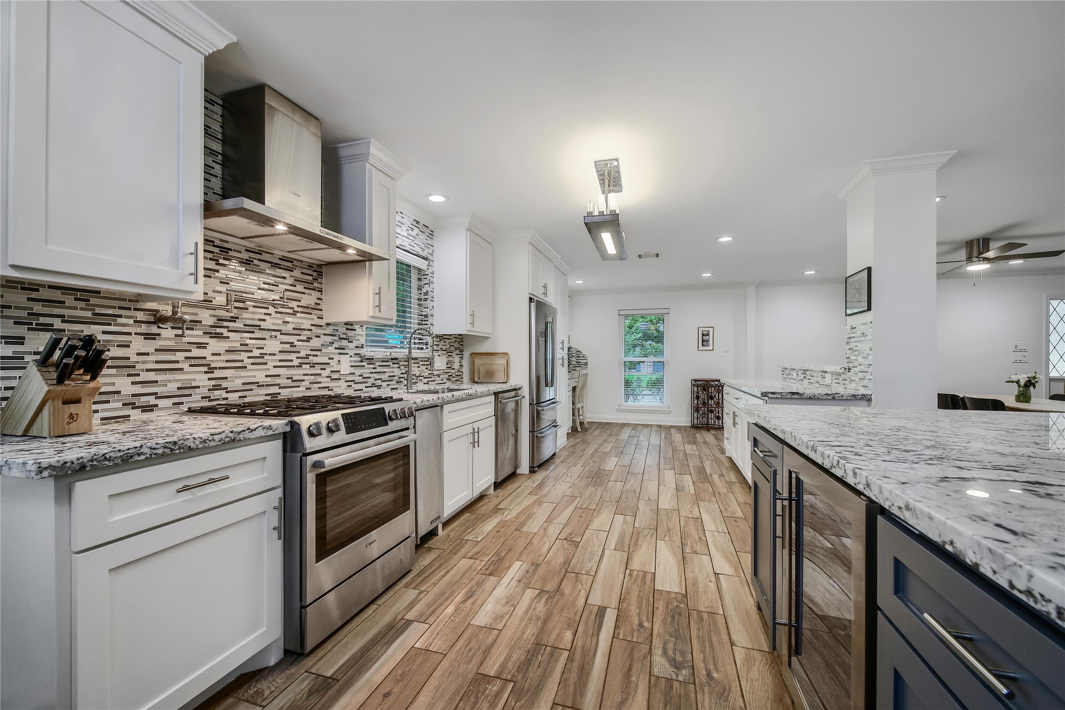 963 Thornton Road , Houston, TX, 77018 | 57349003 | Realty Texas LLC