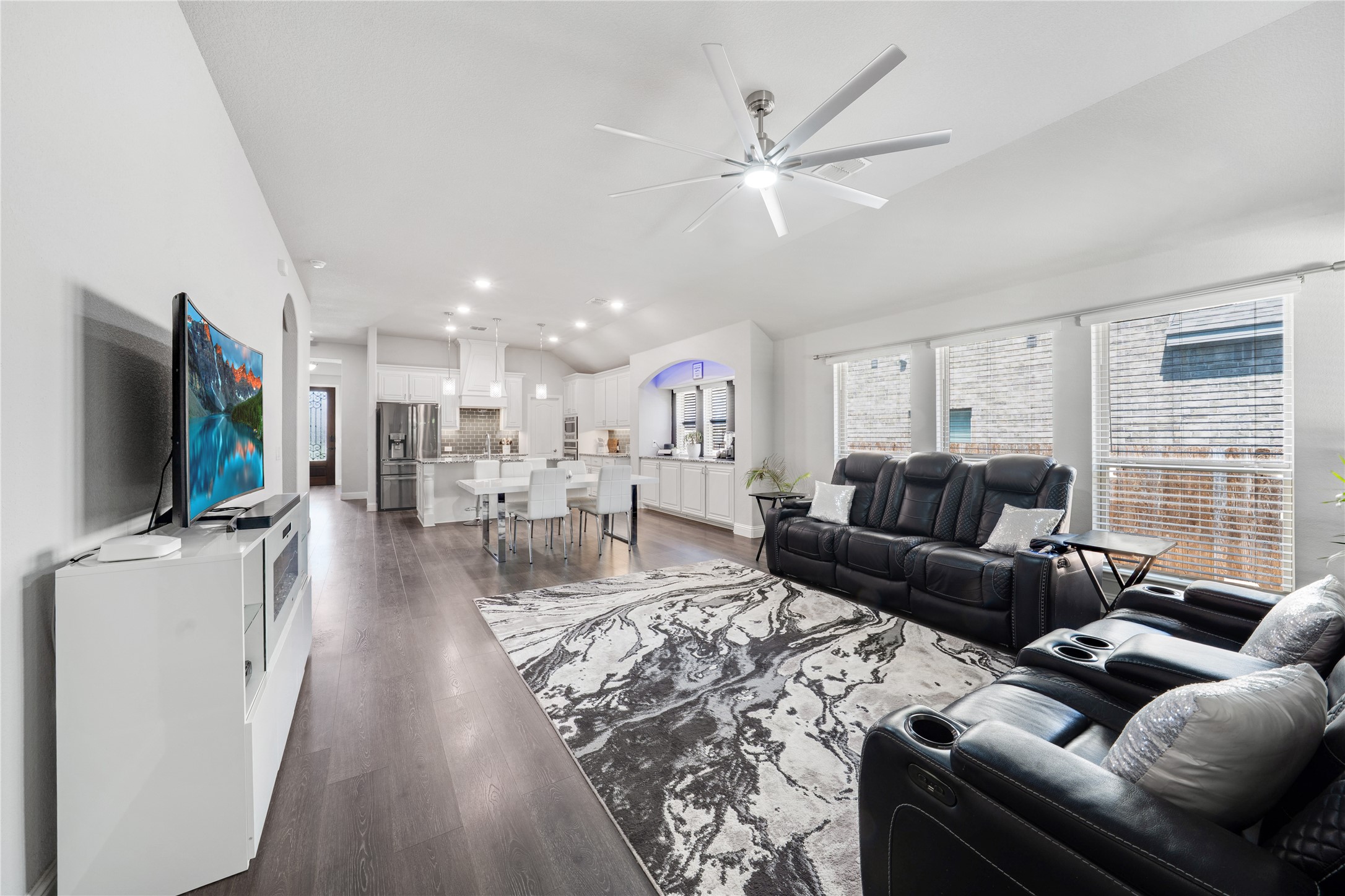 558 Lily Street , Crowley, TX, 76036 | 20948934 | Realty Texas LLC