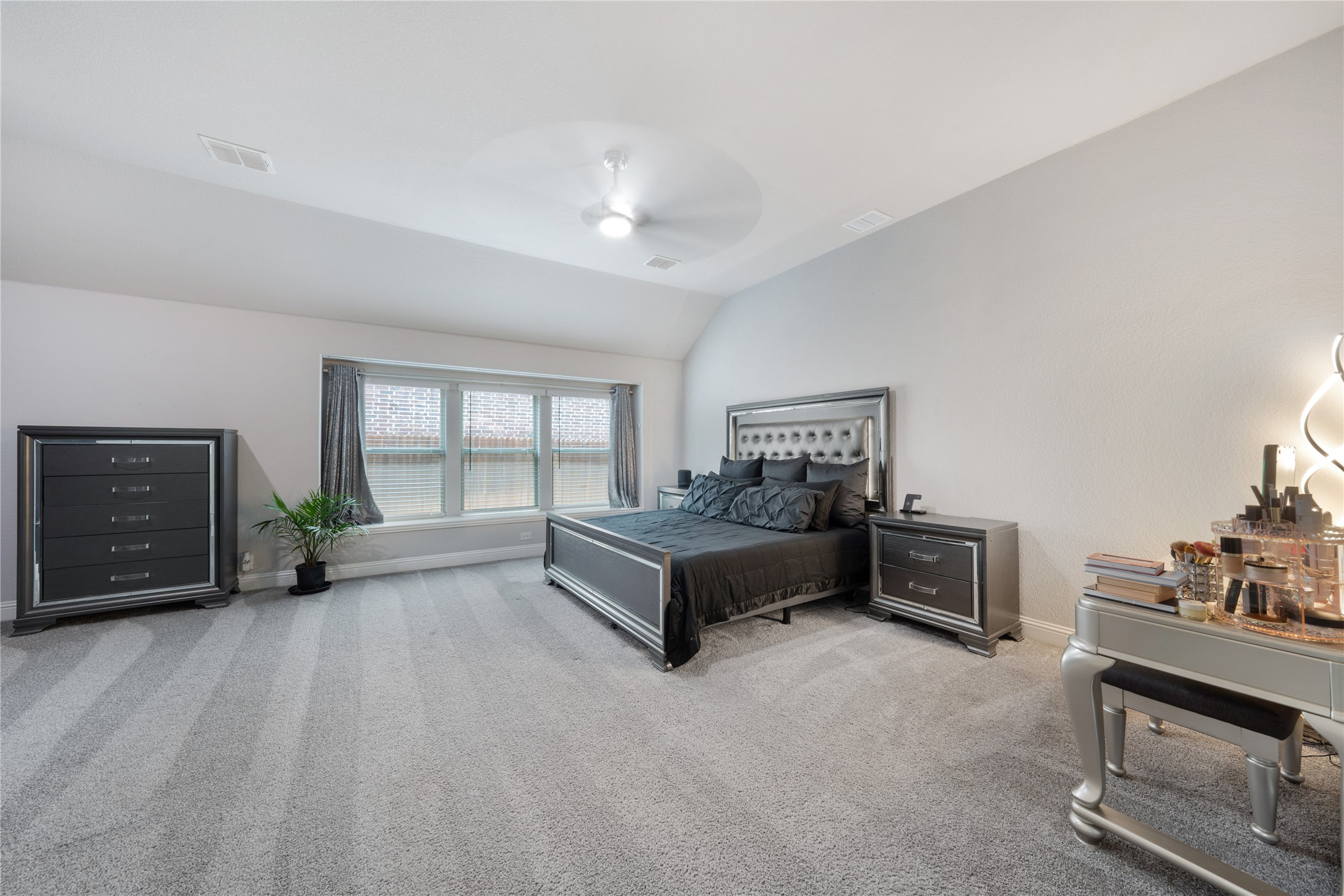 558 Lily Street , Crowley, TX, 76036 | 20948934 | Realty Texas LLC