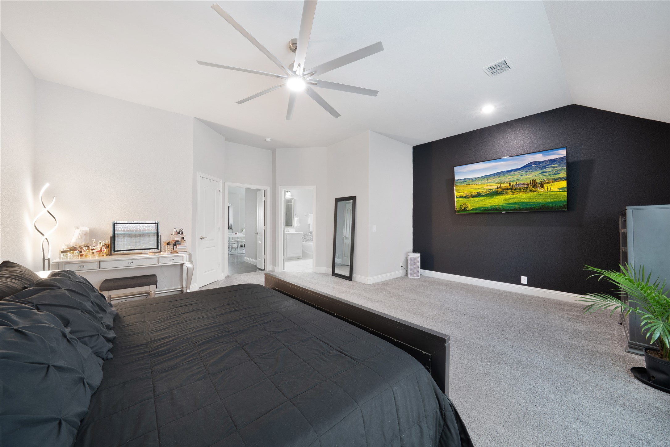558 Lily Street , Crowley, TX, 76036 | 20948934 | Realty Texas LLC