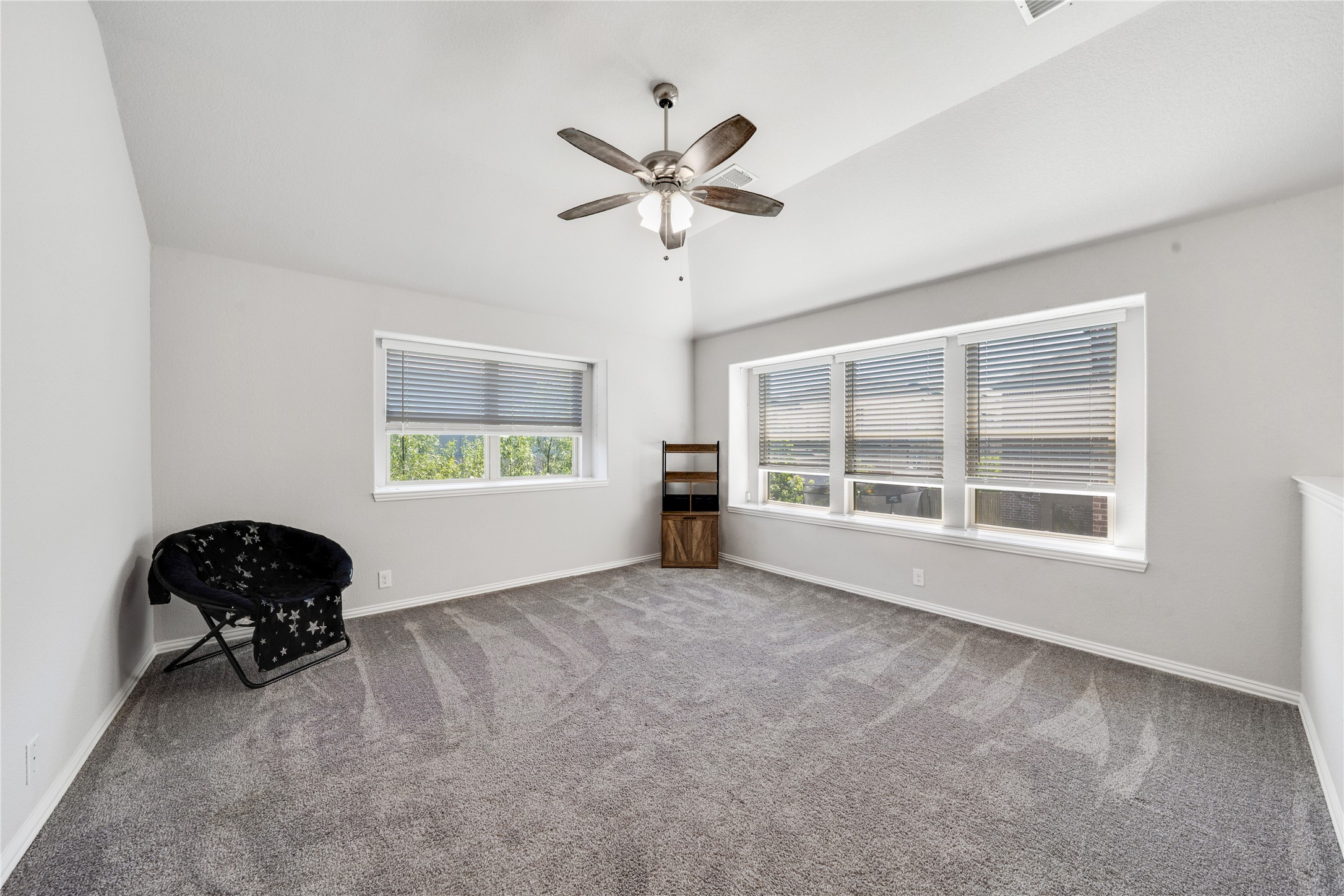 558 Lily Street , Crowley, TX, 76036 | 20948934 | Realty Texas LLC