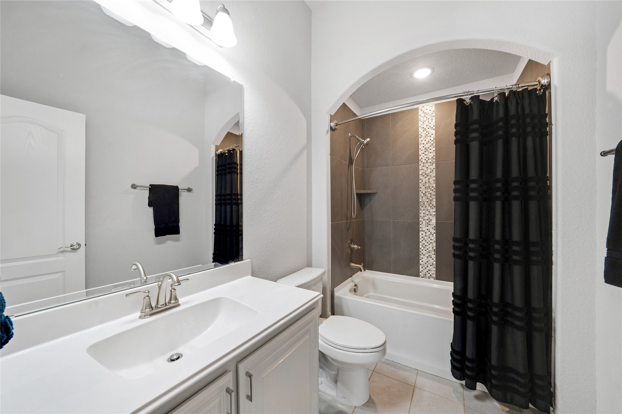 558 Lily Street , Crowley, TX, 76036 | 20948934 | Realty Texas LLC