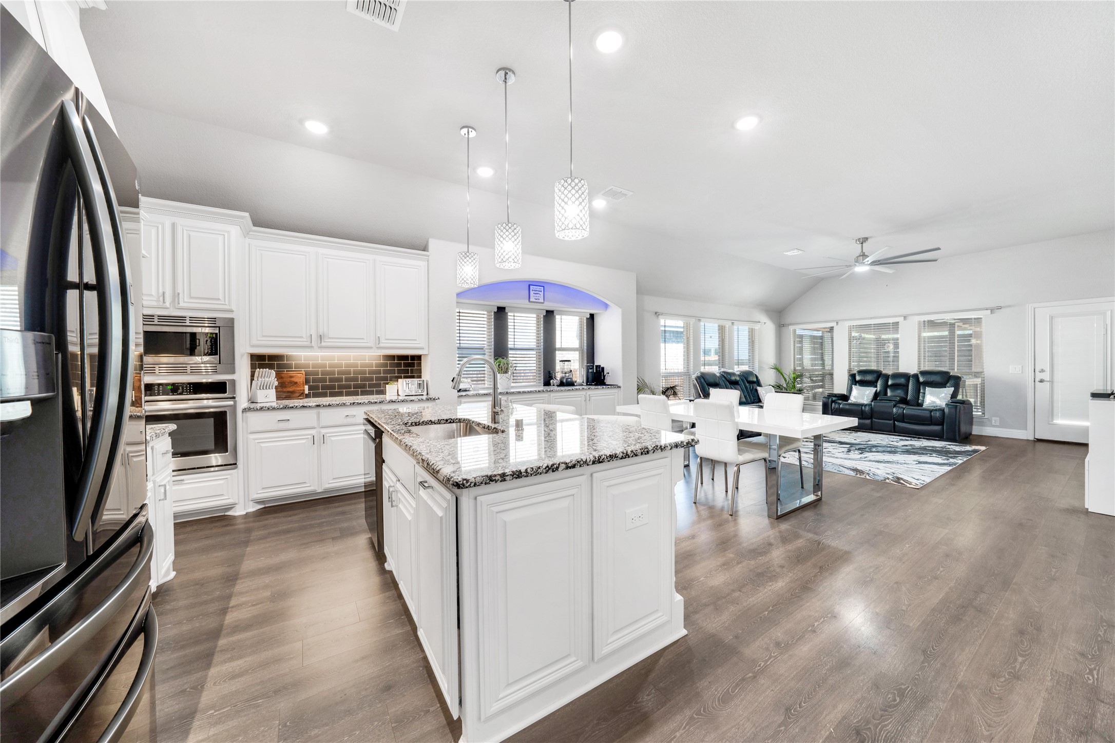 558 Lily Street , Crowley, TX, 76036 | 20948934 | Realty Texas LLC