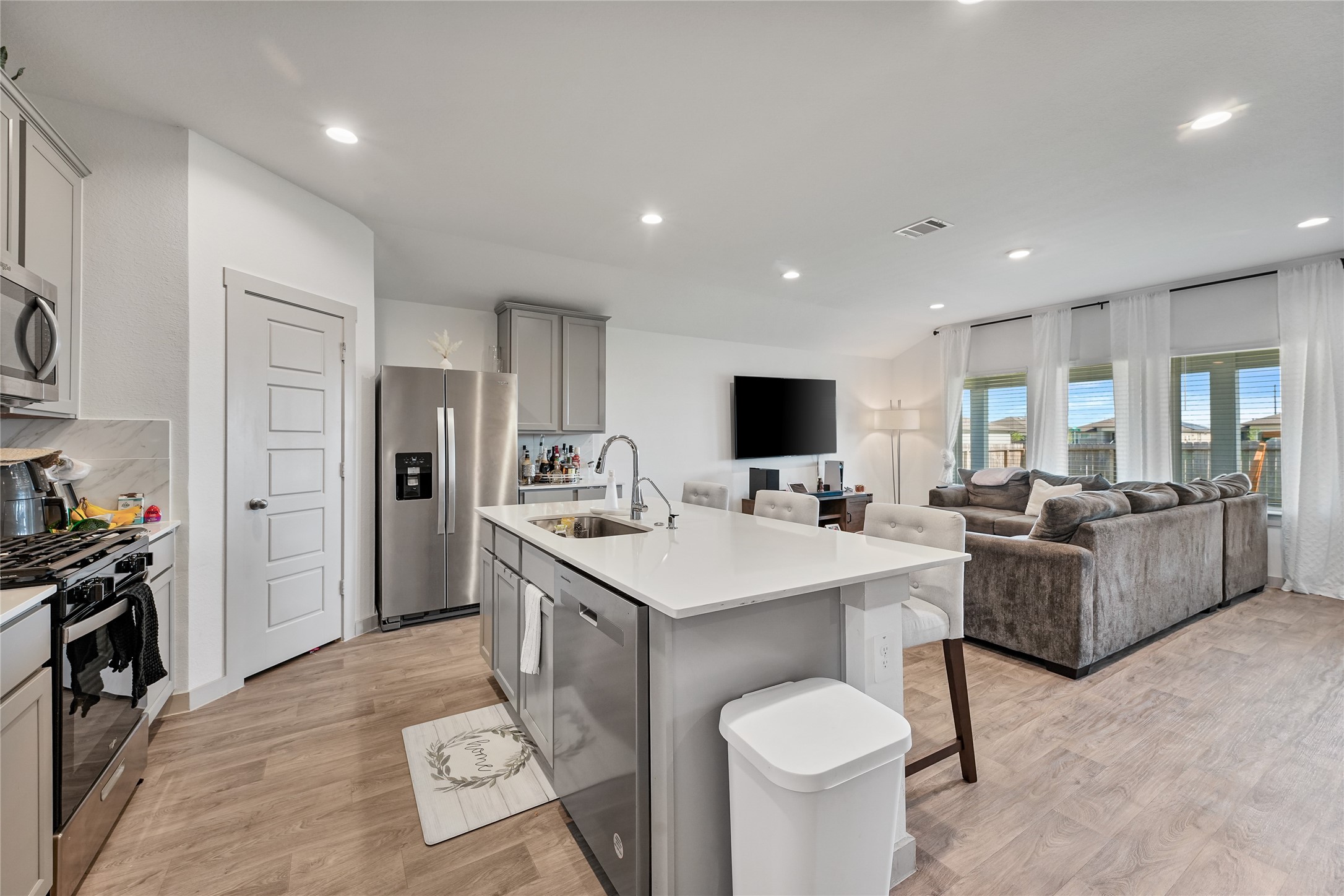 614 Hearth Manor Drive , Rosharon, TX, 77583 | 95225254 | Realty Texas LLC