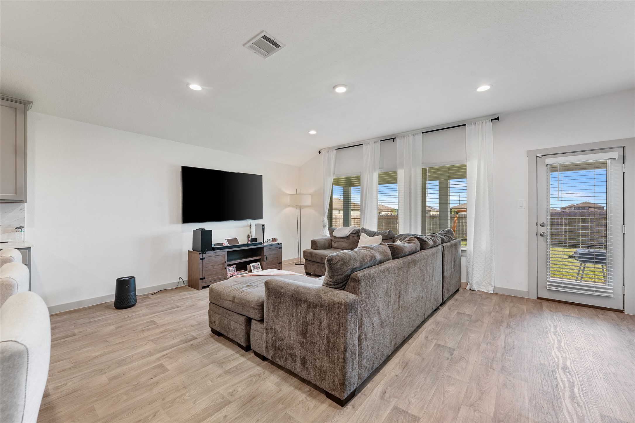 614 Hearth Manor Drive , Rosharon, TX, 77583 | 95225254 | Realty Texas LLC