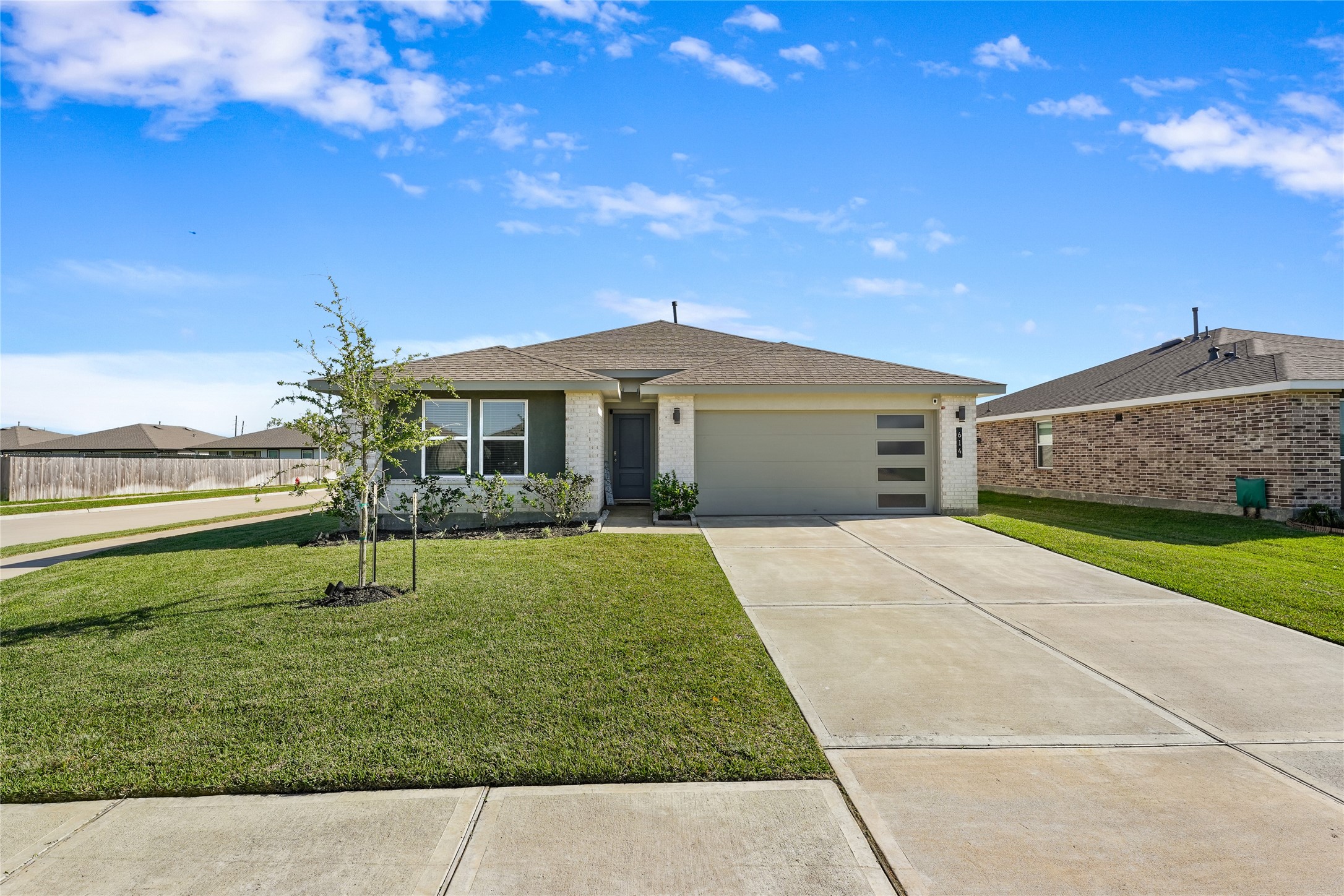 614 Hearth Manor Drive , Rosharon, TX, 77583 | 95225254 | Realty Texas LLC