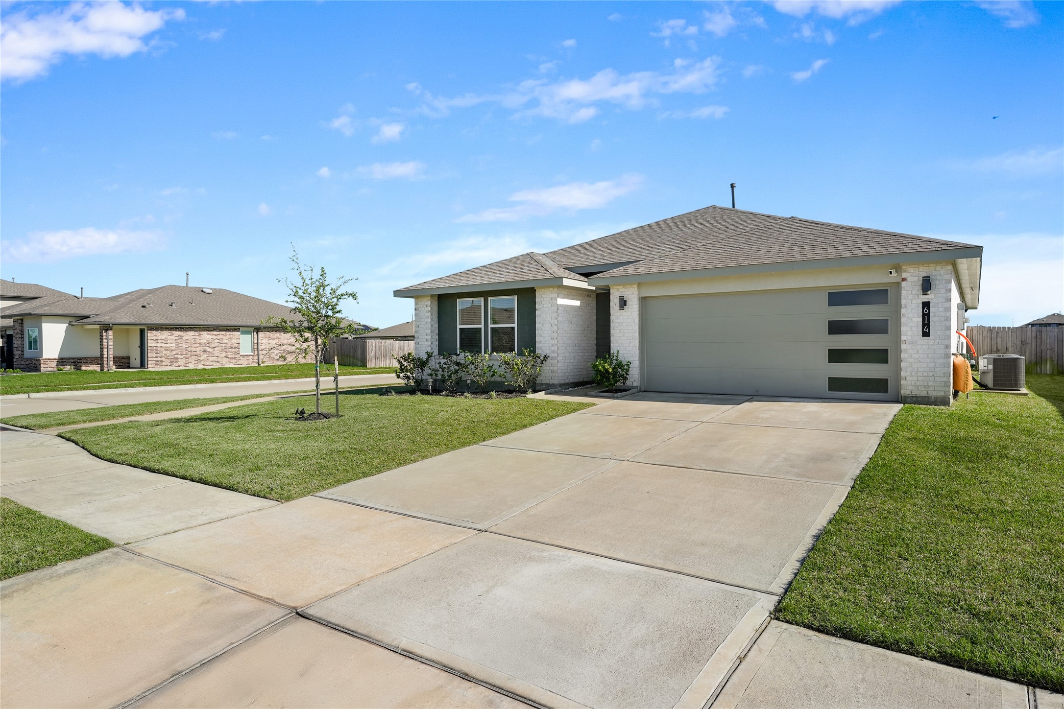 614 Hearth Manor Drive , Rosharon, TX, 77583 | 95225254 | Realty Texas LLC