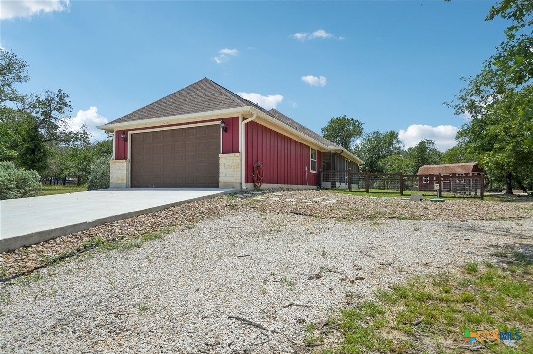 4049 Hickory Forrest Drive , Seguin, TX, 78155 | 580785 | Realty Texas LLC