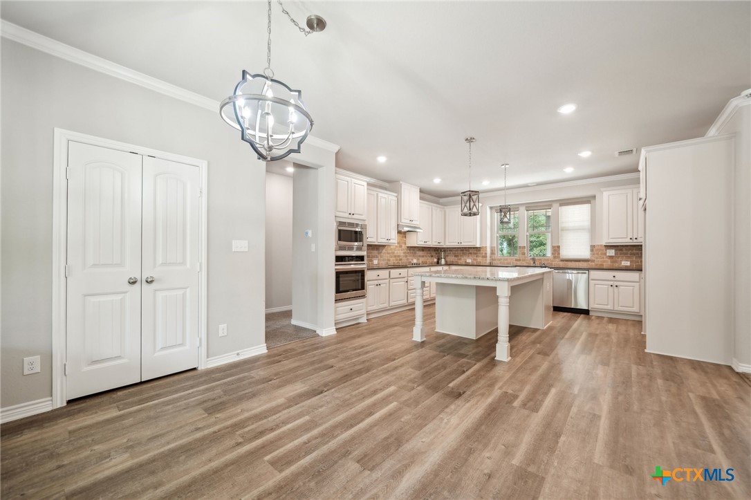4049 Hickory Forrest Drive , Seguin, TX, 78155 | 580785 | Realty Texas LLC