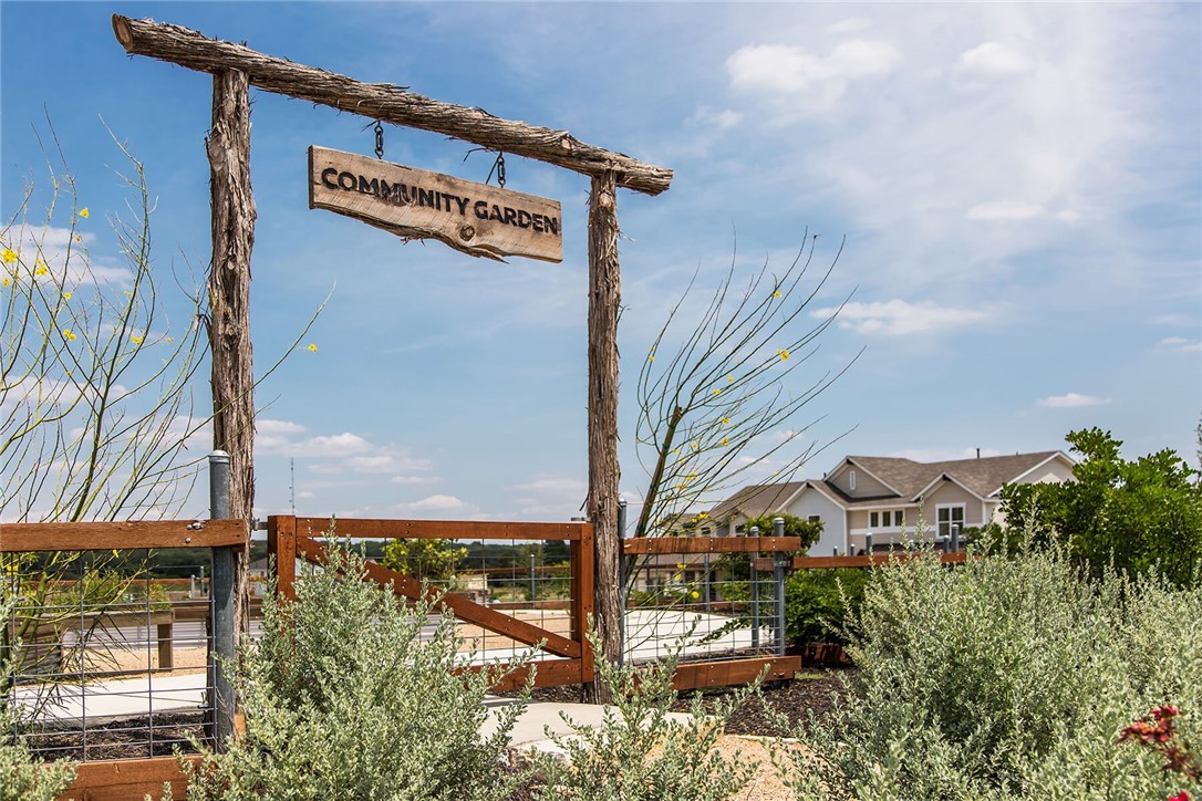 256 Crystal Brook Drive , Liberty Hill, TX, 78642 | 5857974 | Realty Texas LLC