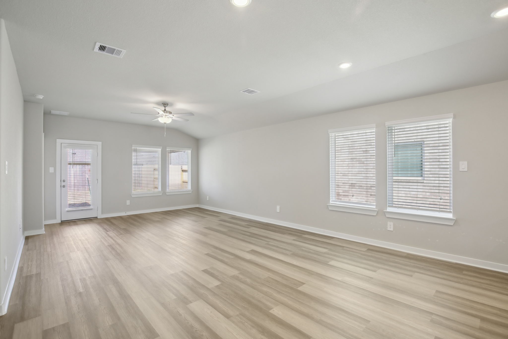16989 Juniper Blossom Bend , Conroe, TX, 77302 | 93305948 | Realty Texas LLC