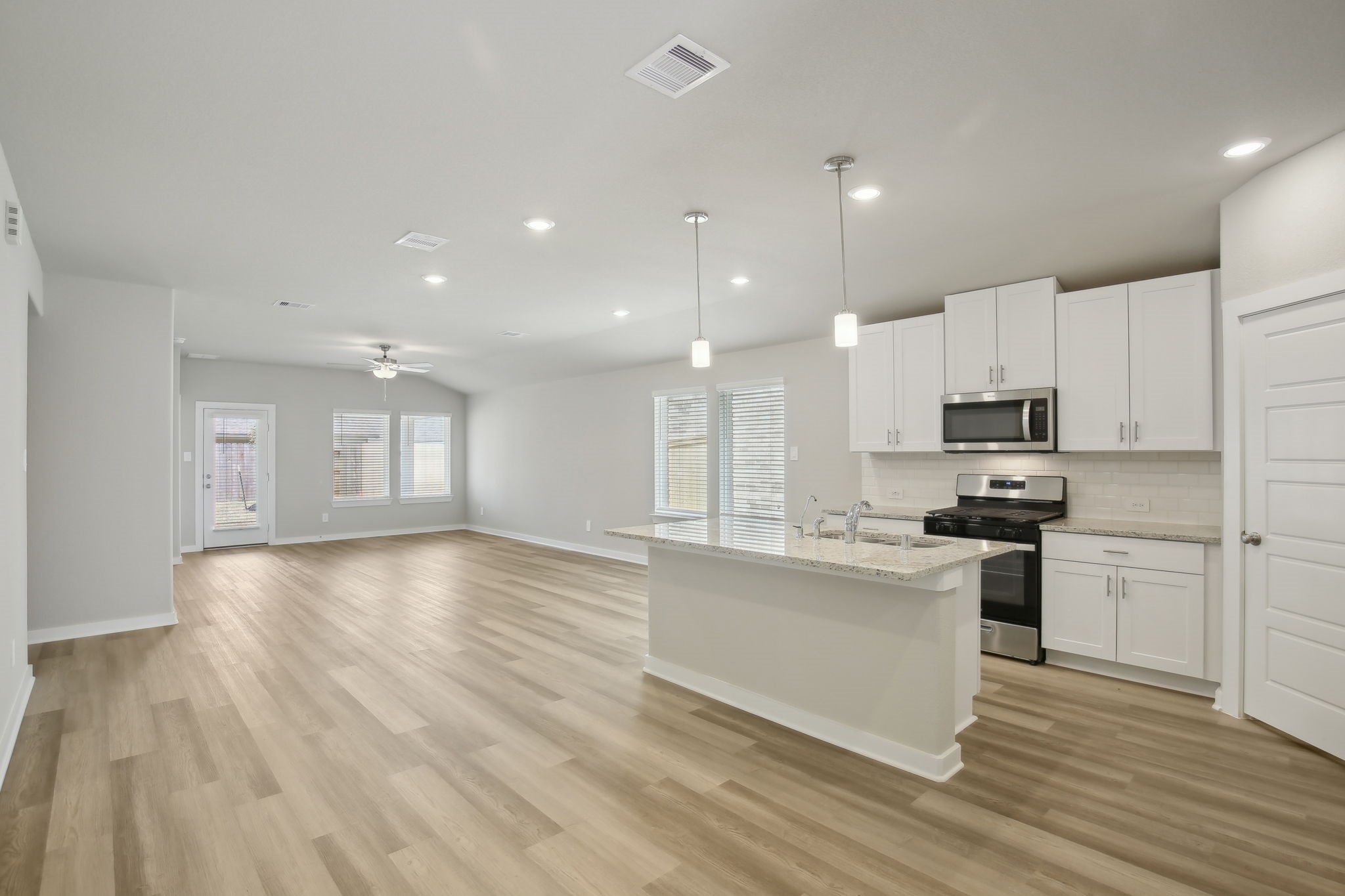 16989 Juniper Blossom Bend , Conroe, TX, 77302 | 93305948 | Realty Texas LLC