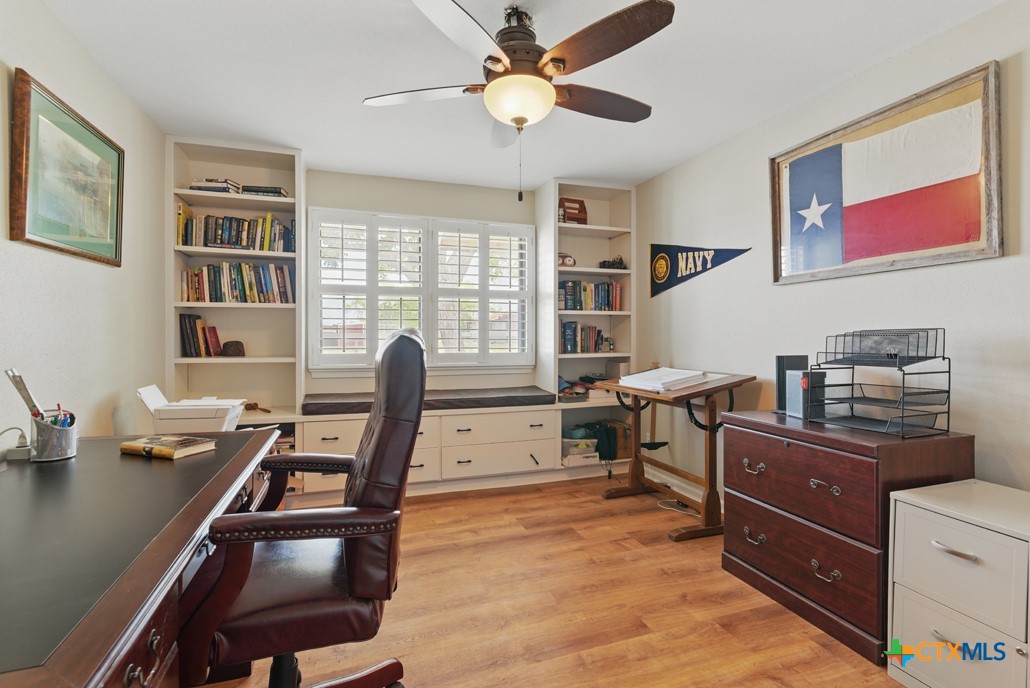 701 W Steele Street , Smiley, TX, 78159 | 581512 | Realty Texas LLC