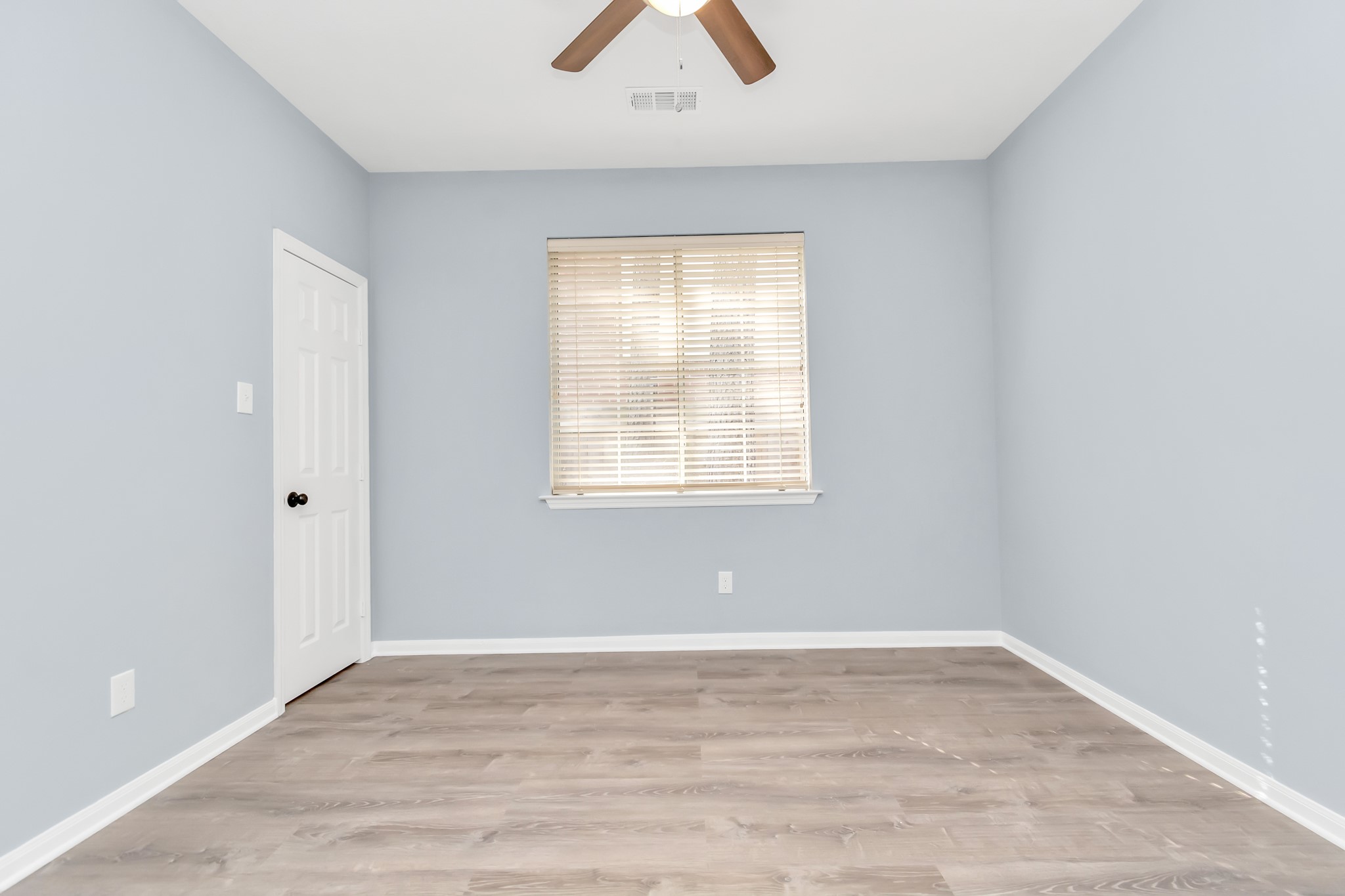 19 Long Springs Place , The Woodlands, TX, 77382 | 87853959 | Realty Texas LLC