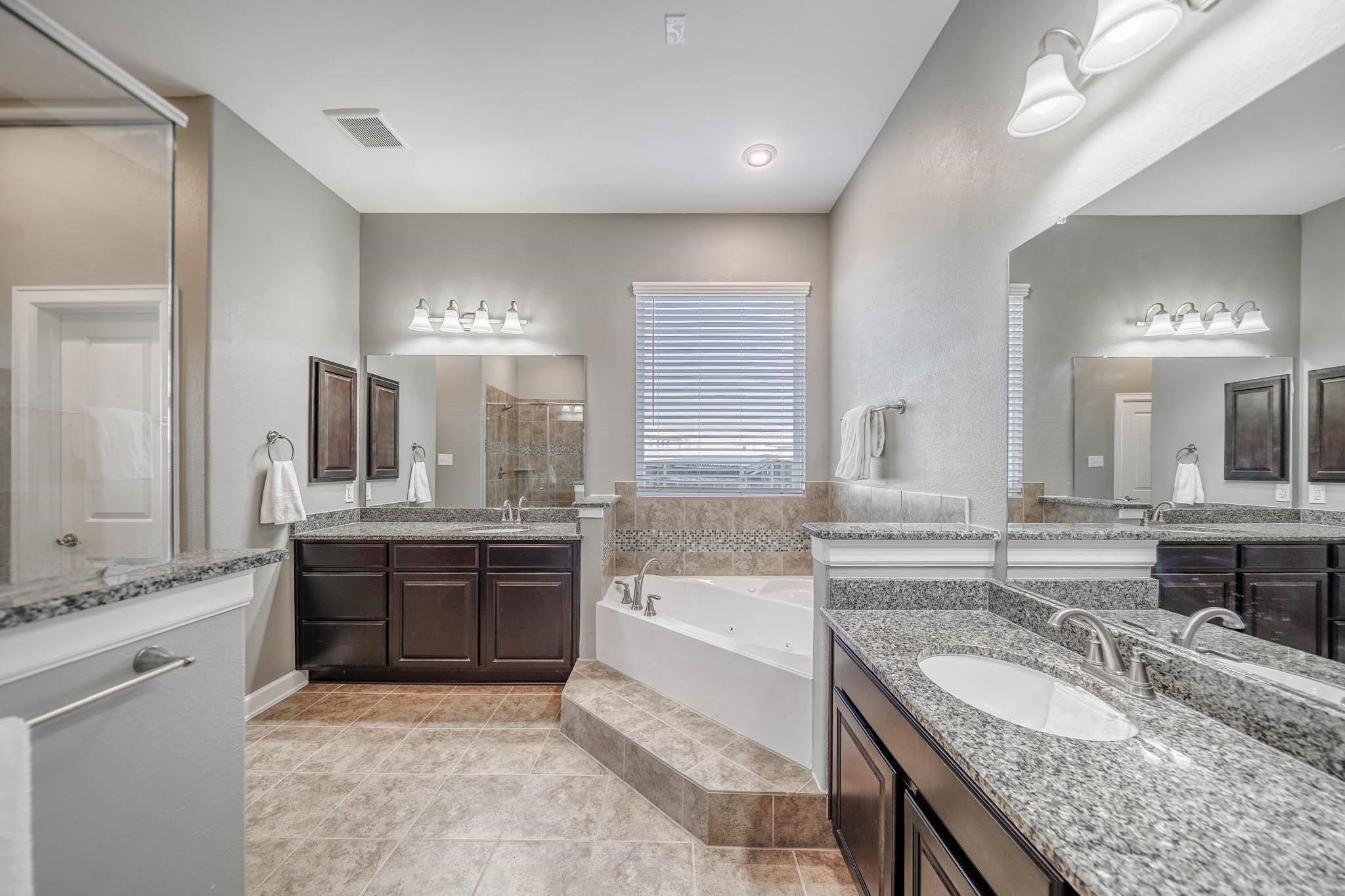 6201 Moosewood Lane , League City, TX, 77573 | 71459289 | Realty Texas LLC