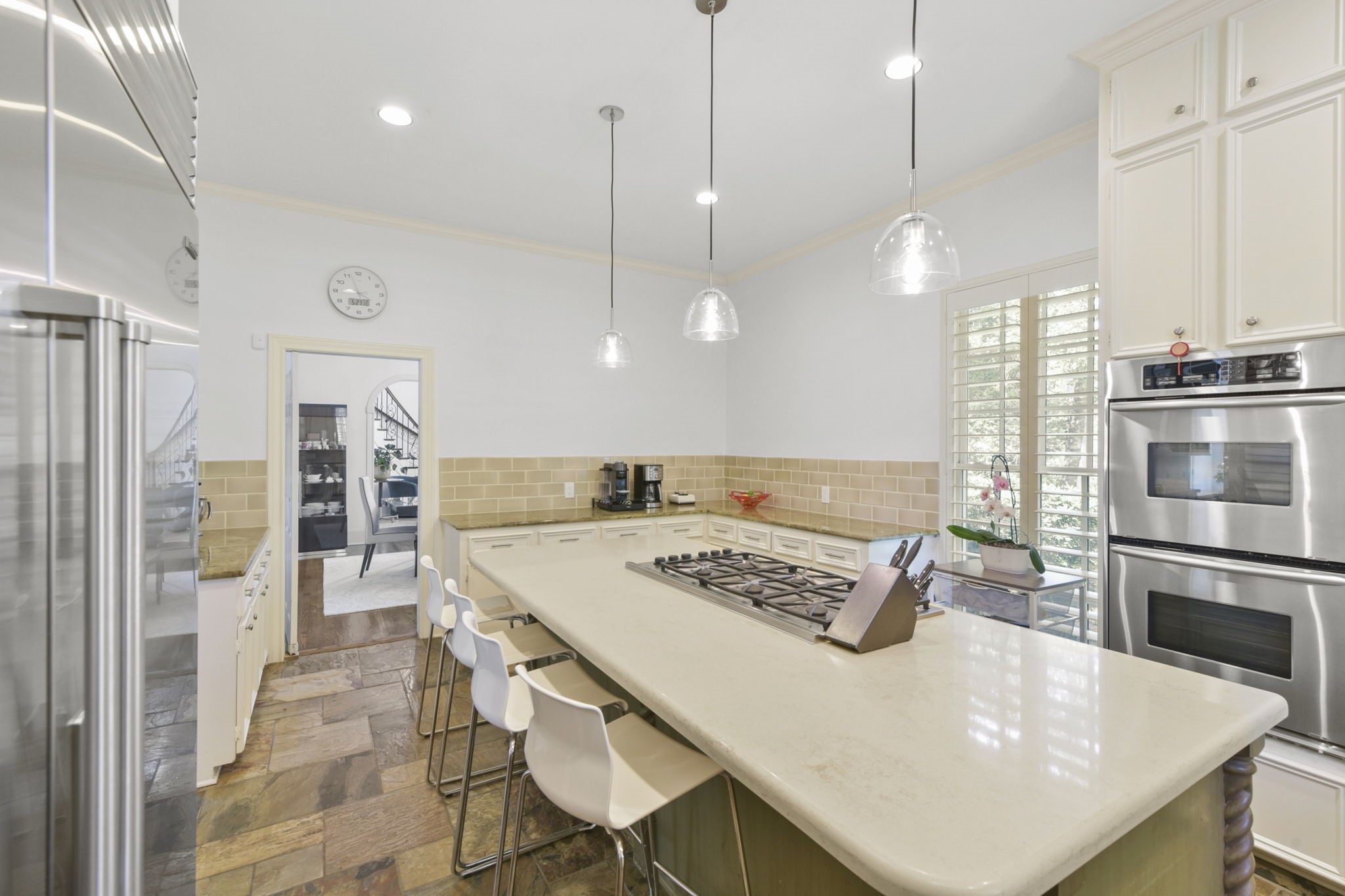 903 Echo Lane , Houston, TX, 77024 | 33379604 | Realty Texas LLC