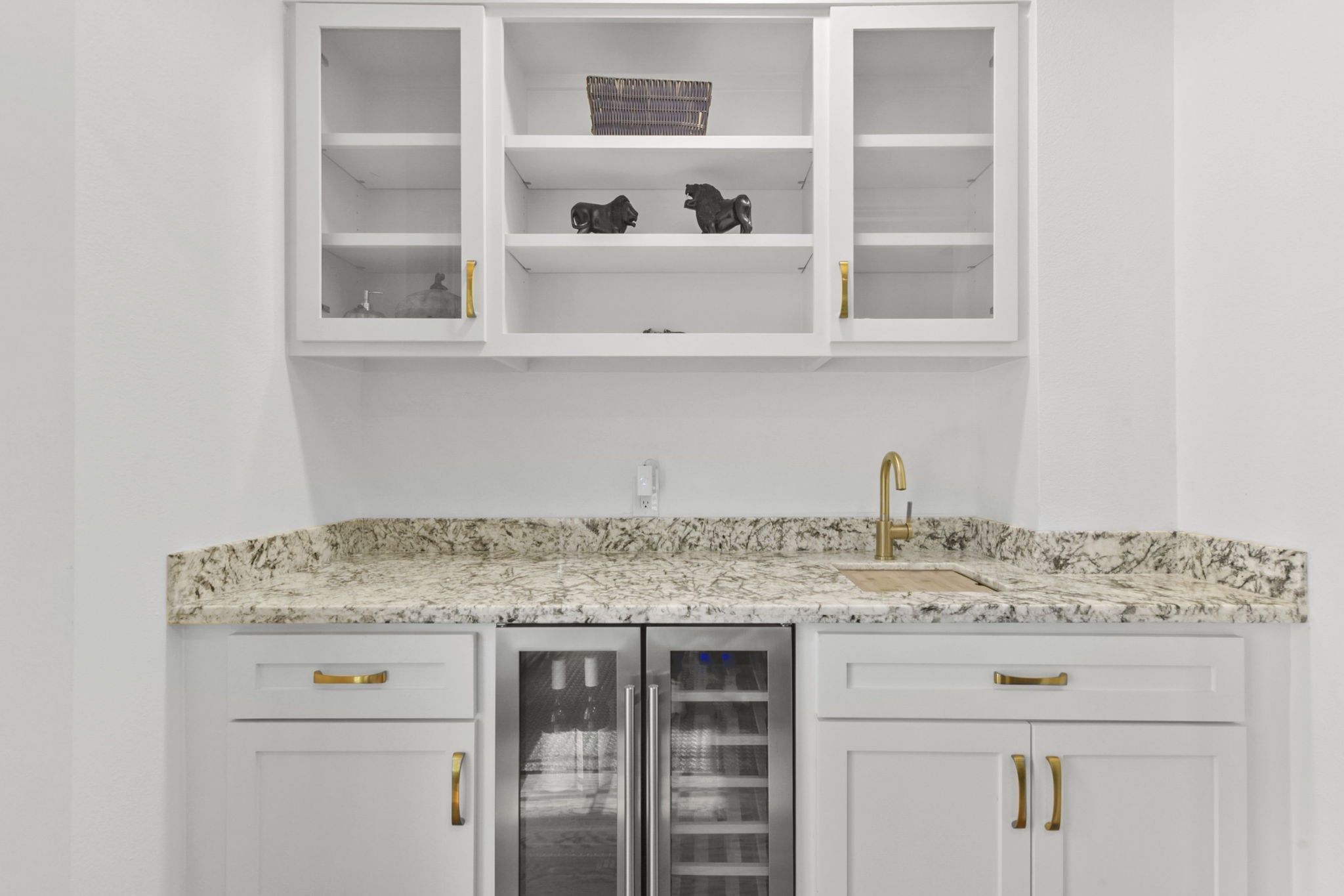 903 Echo Lane , Houston, TX, 77024 | 33379604 | Realty Texas LLC