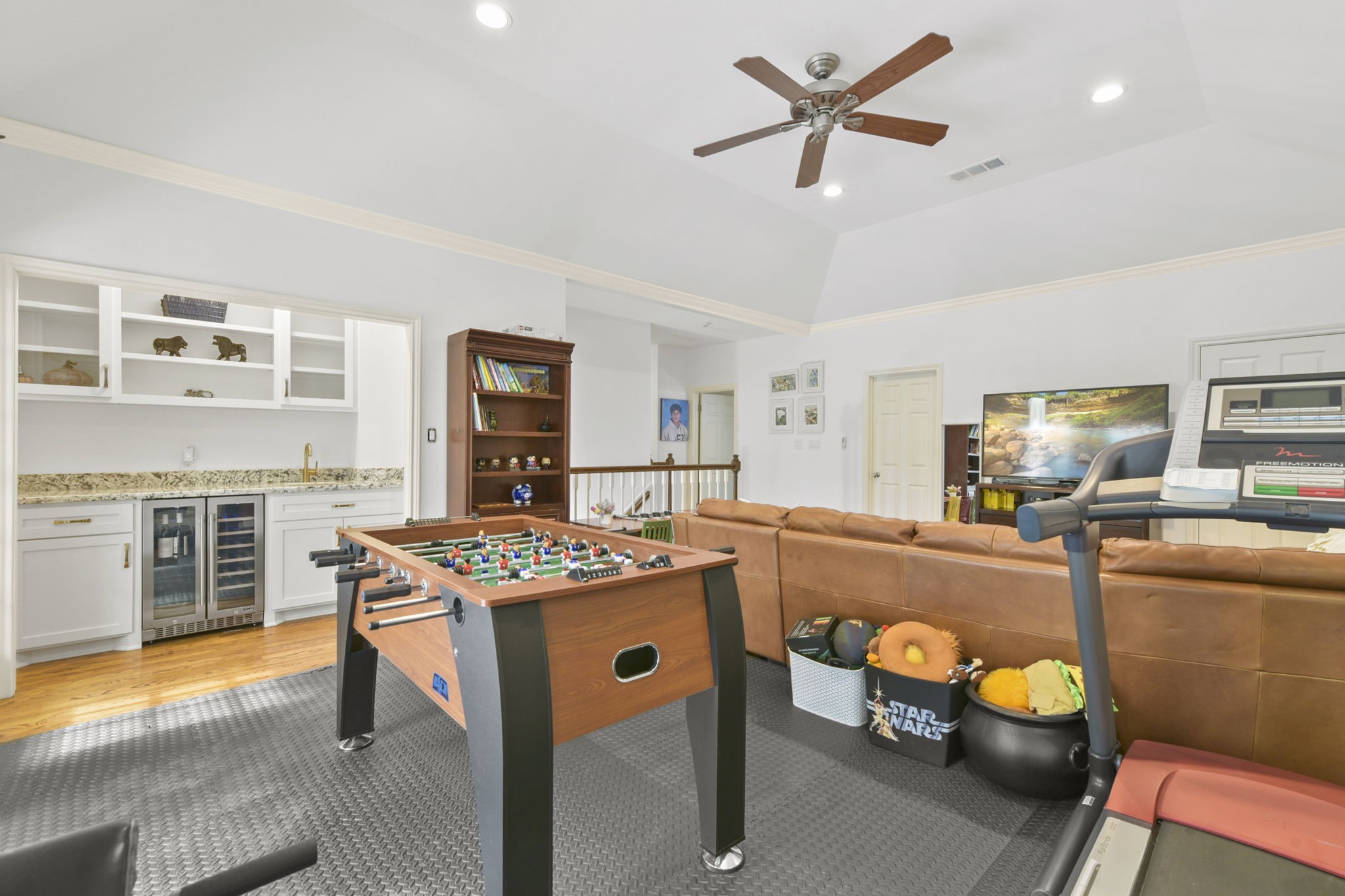 903 Echo Lane , Houston, TX, 77024 | 33379604 | Realty Texas LLC