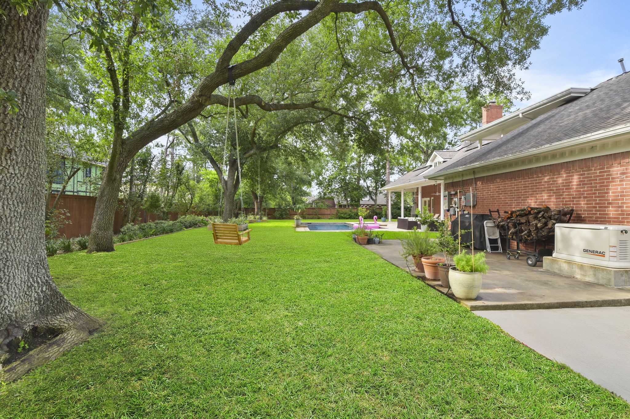 903 Echo Lane , Houston, TX, 77024 | 33379604 | Realty Texas LLC