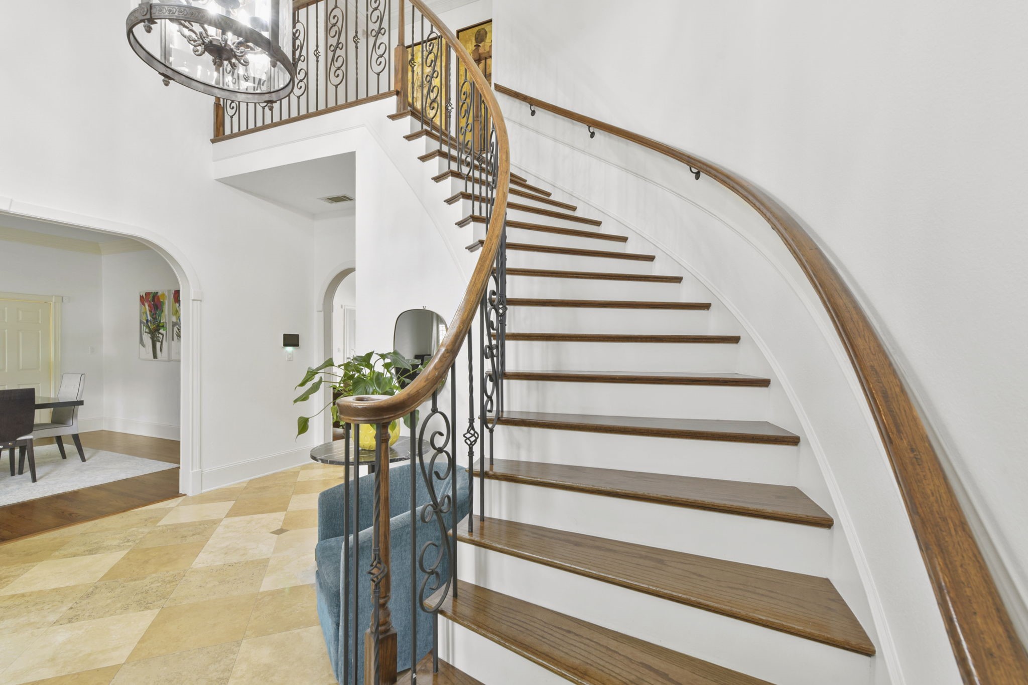 903 Echo Lane , Houston, TX, 77024 | 33379604 | Realty Texas LLC