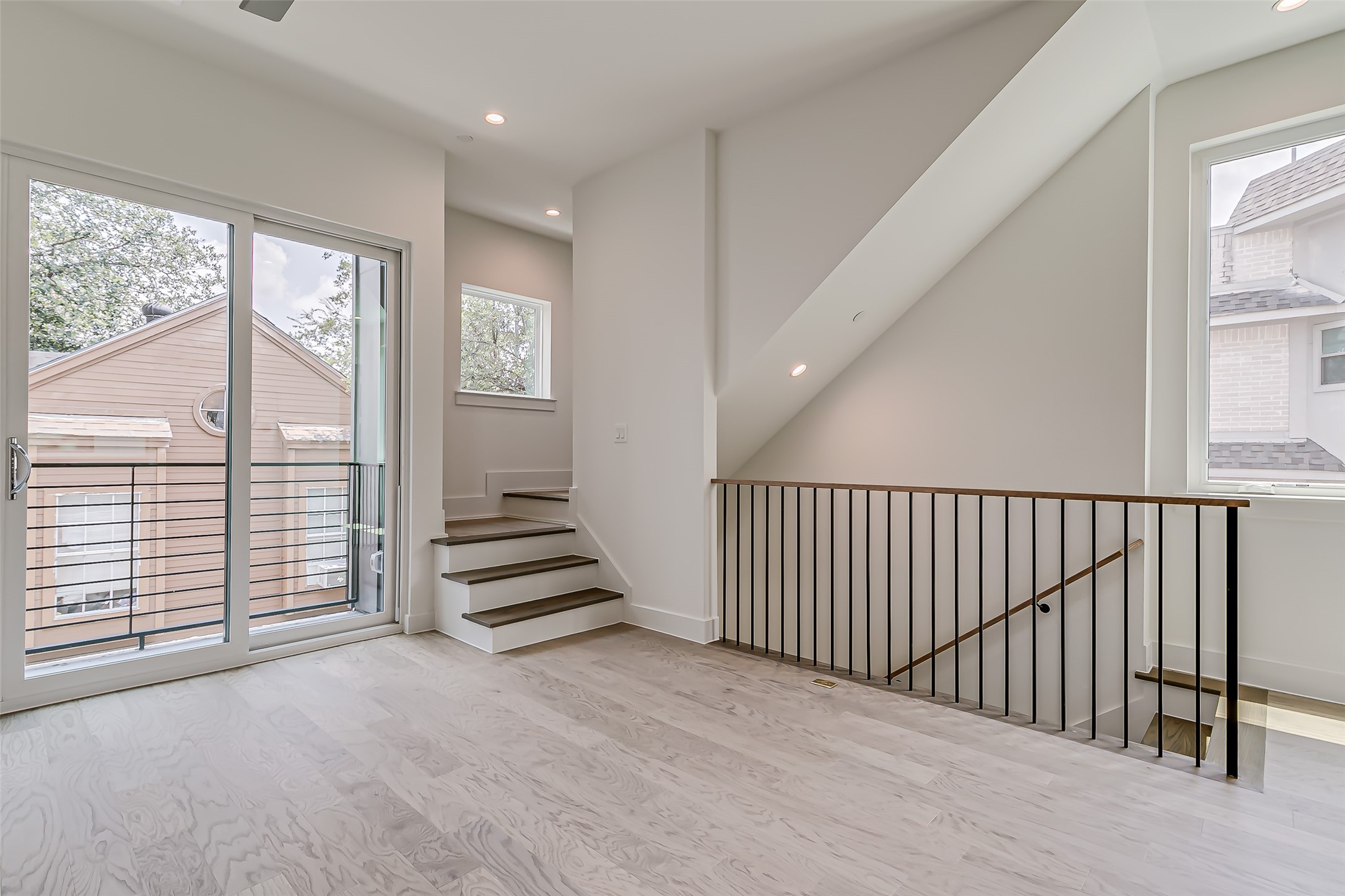 6028 Lewis Street , Dallas, TX, 75206 | 20951718 | Realty Texas LLC