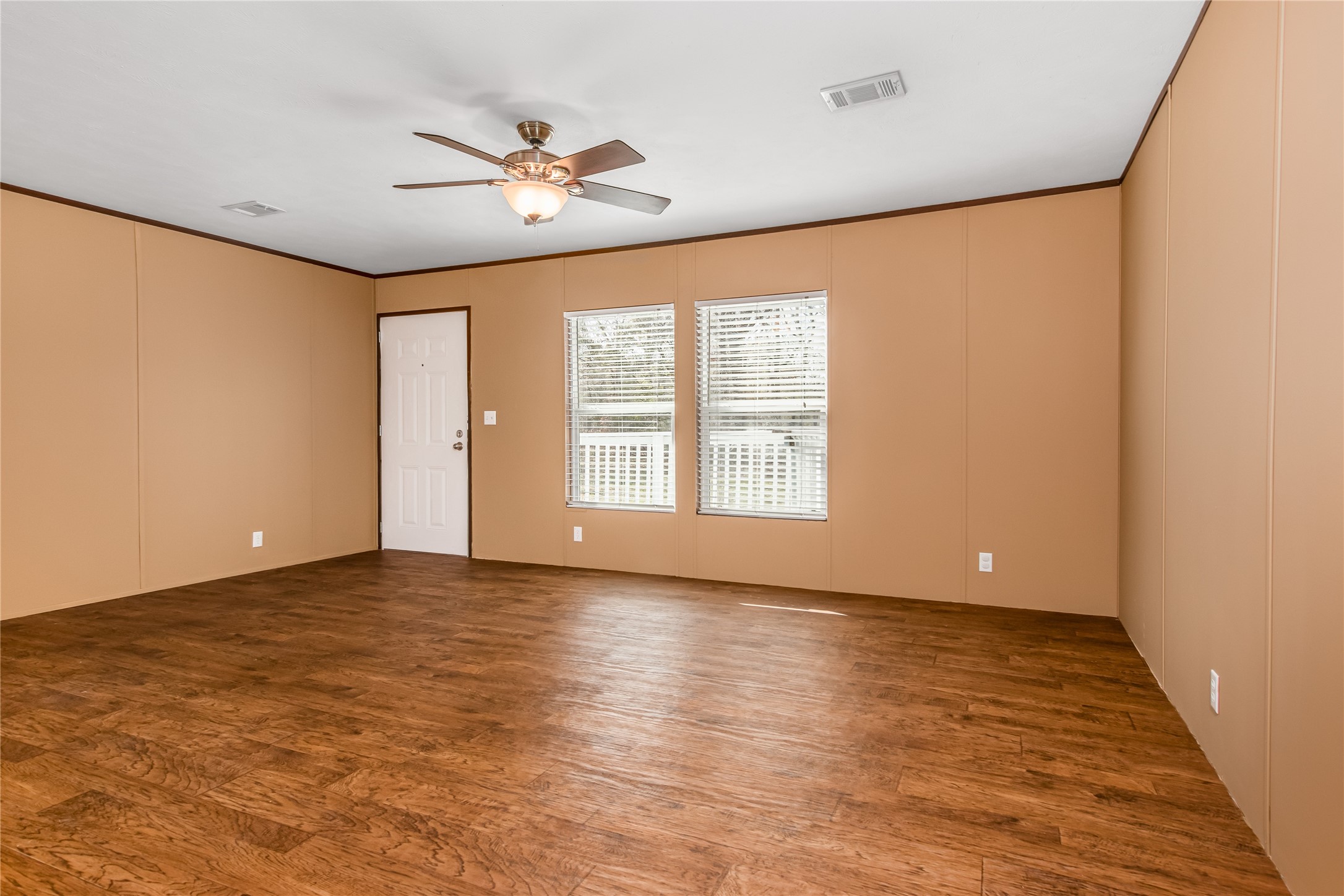 1543 Belle Terre Drive, Huffman, TX, 77336 | 98344260 | Realty Texas LLC