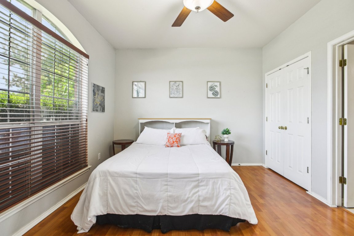 401 Rio Grande Avenue , Hutto, TX, 78634 | 5000636 | Realty Texas LLC