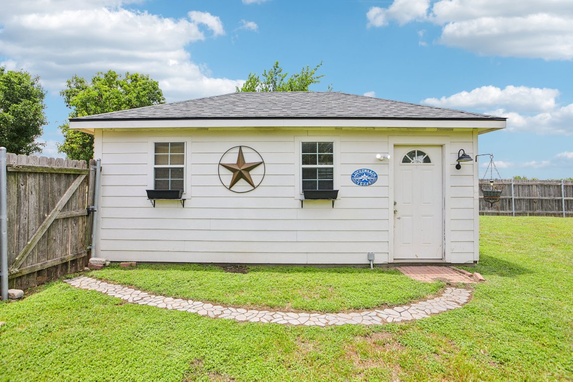 401 Rio Grande Avenue , Hutto, TX, 78634 | 5000636 | Realty Texas LLC