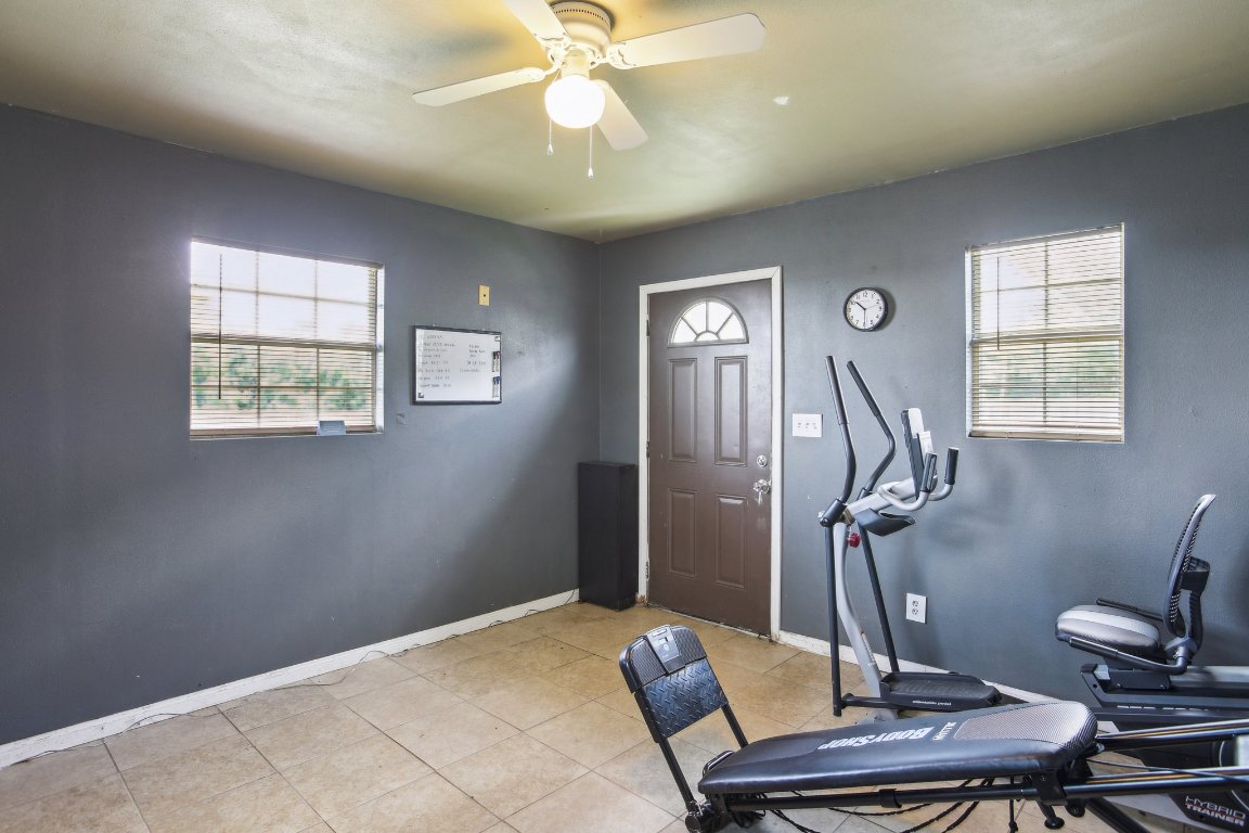 401 Rio Grande Avenue , Hutto, TX, 78634 | 5000636 | Realty Texas LLC