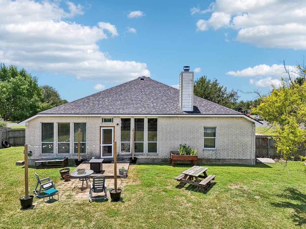 401 Rio Grande Avenue , Hutto, TX, 78634 | 5000636 | Realty Texas LLC