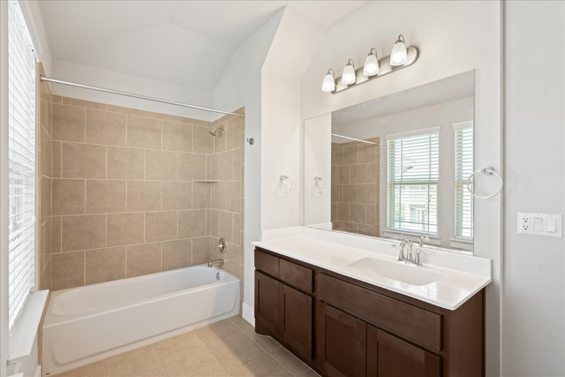 9305 McKnight Loop 4 , Austin, TX, 78717 | 5839033 | Realty Texas LLC