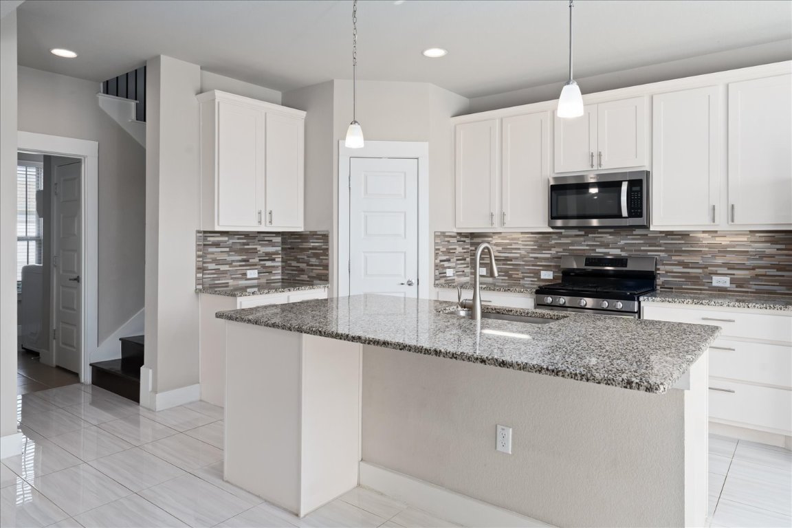9305 McKnight Loop 4 , Austin, TX, 78717 | 5839033 | Realty Texas LLC