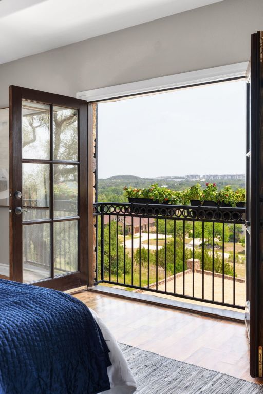 1013 Drifting Wind Run , Dripping Springs, TX, 78620 | 5776974 | Realty Texas LLC