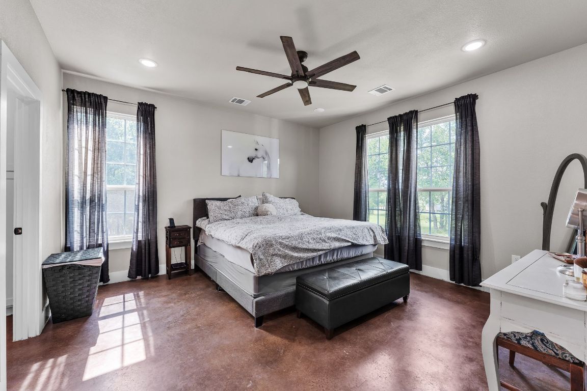 2720 County Road 466 , Elgin, TX, 78621 | 7694795 | Realty Texas LLC