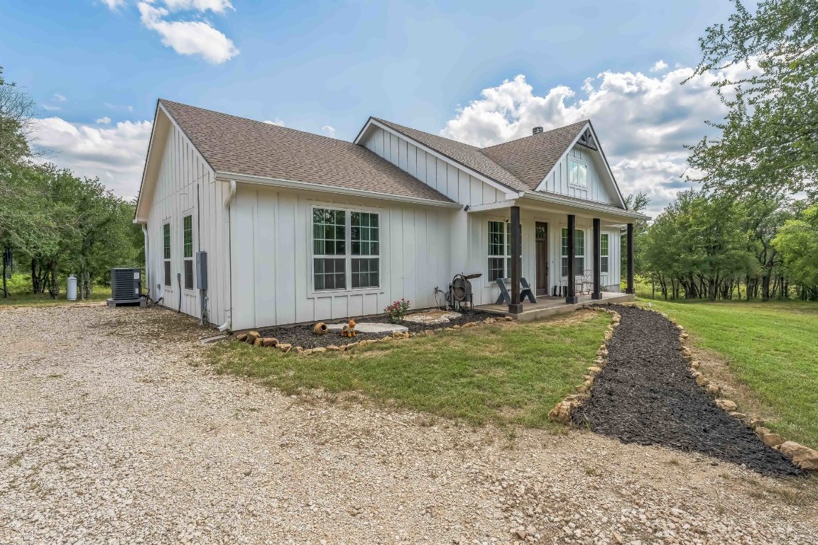2720 County Road 466 , Elgin, TX, 78621 | 7694795 | Realty Texas LLC
