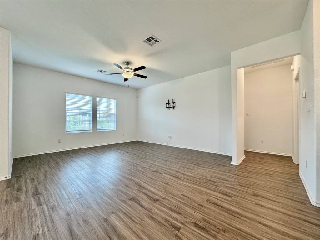 1713 Devine Lake Bend , Leander, TX, 78641 | 4944267 | Realty Texas LLC