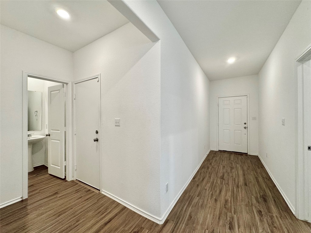 1713 Devine Lake Bend , Leander, TX, 78641 | 4944267 | Realty Texas LLC