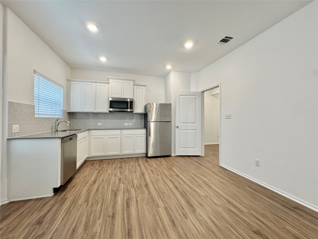 1713 Devine Lake Bend , Leander, TX, 78641 | 4944267 | Realty Texas LLC