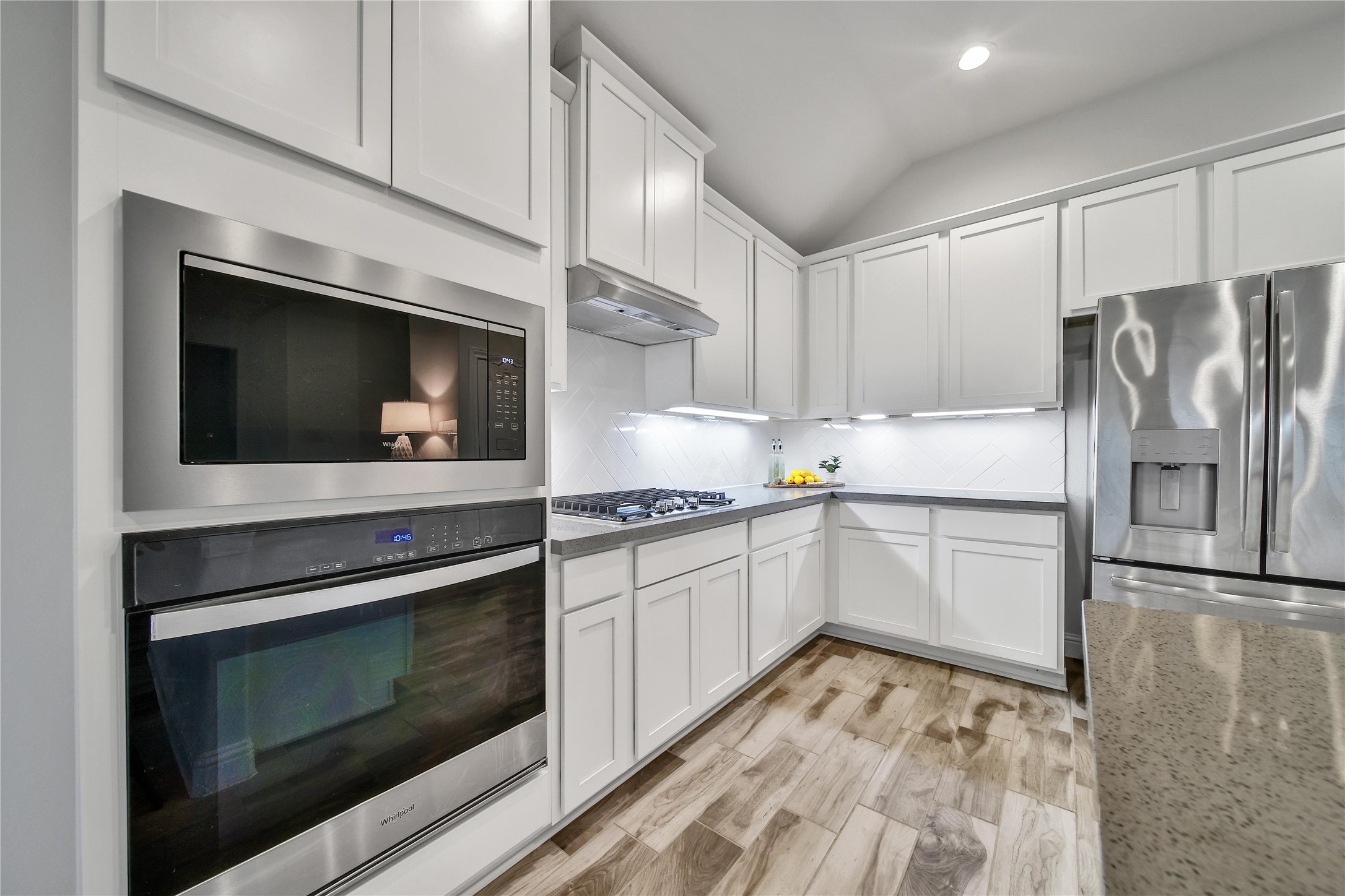 12002 Champions Forest Drive , Mont Belvieu, TX, 77535 | 79151115 | Realty Texas LLC