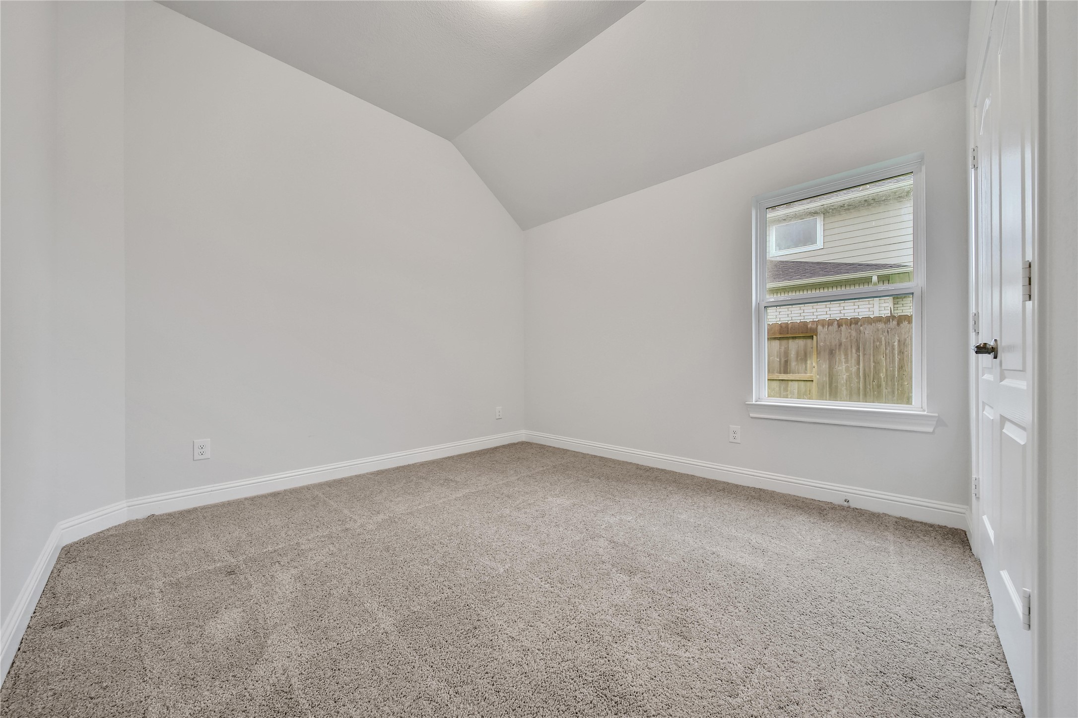 12002 Champions Forest Drive , Mont Belvieu, TX, 77535 | 79151115 | Realty Texas LLC