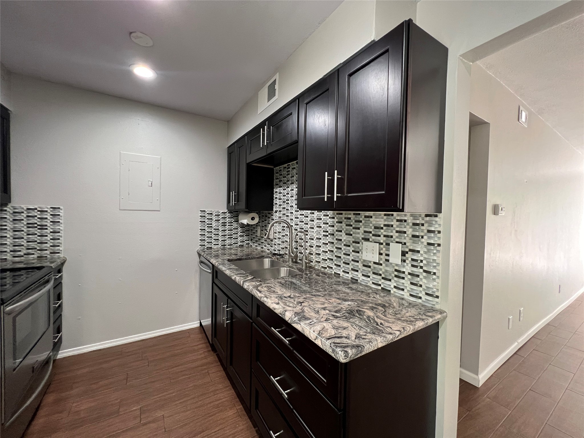 4004 Ridglea Country Club Drive , Fort Worth, TX, 76126 | 20952897 | Realty Texas LLC