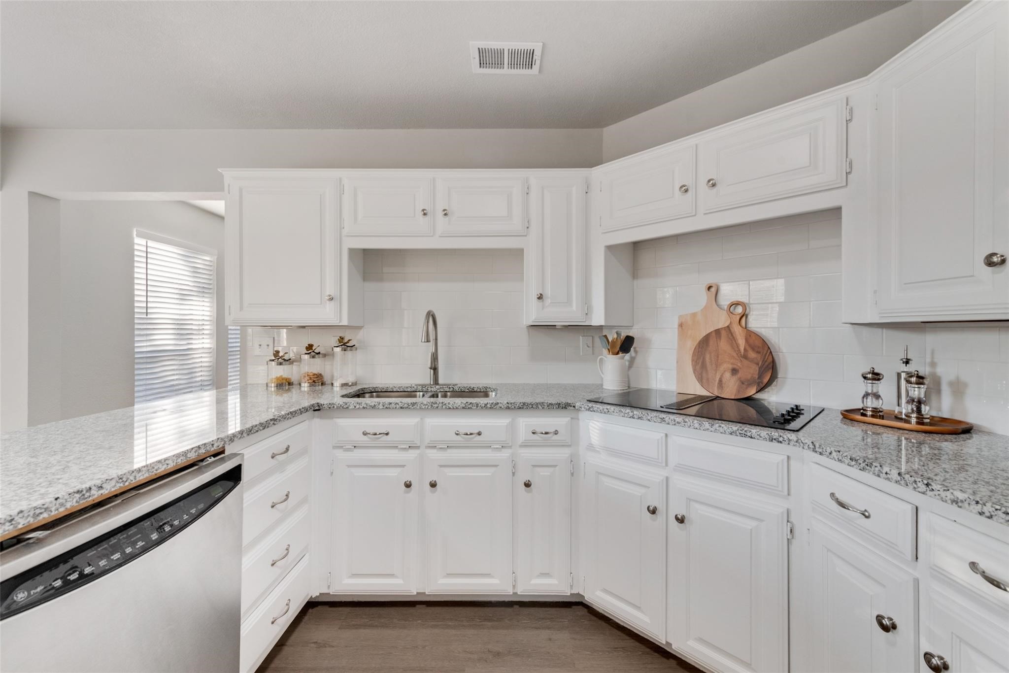 7744 Grassland Drive , Fort Worth, TX, 76133 | 20952957 | Realty Texas LLC