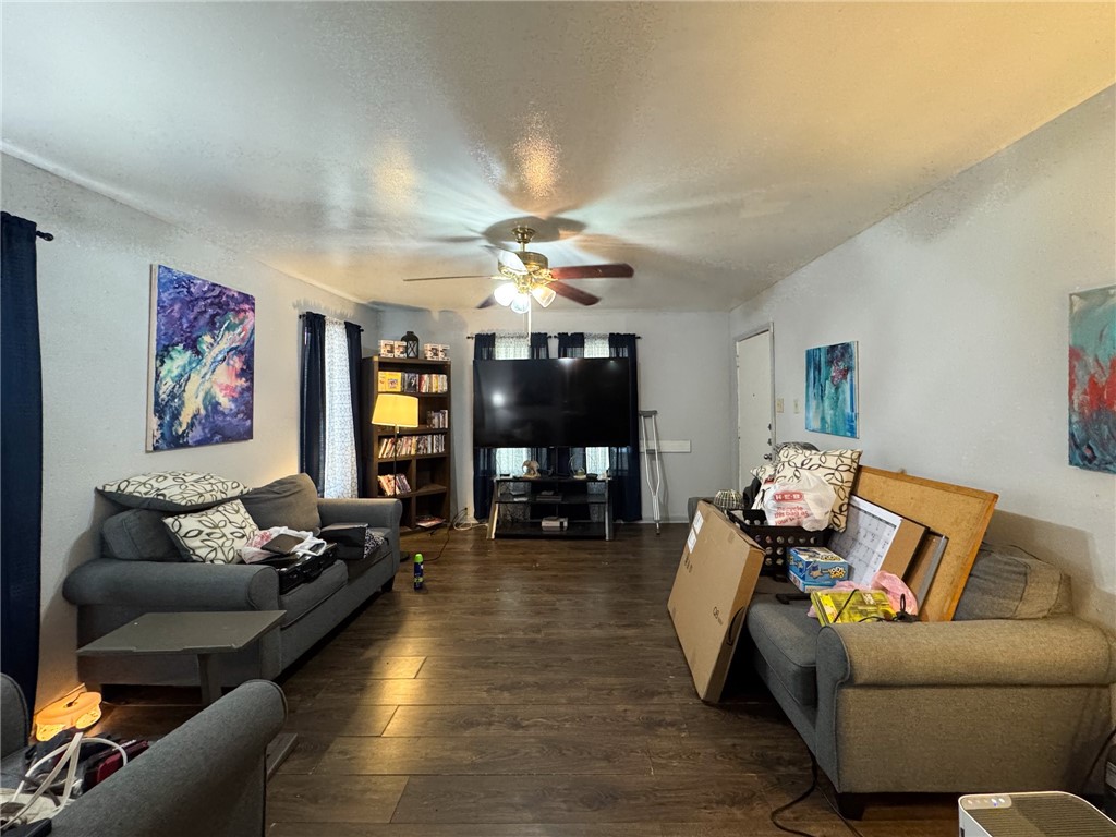 769 W Cornelia, Corpus Christi, TX, 78408 | 459868 | Realty Texas LLC