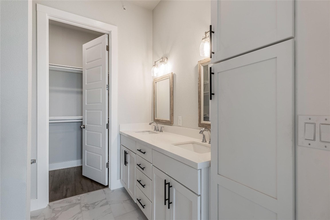 4507 E Martin Luther King Jr Boulevard 122 , Austin, TX, 78721 | 5010992 | Realty Texas LLC
