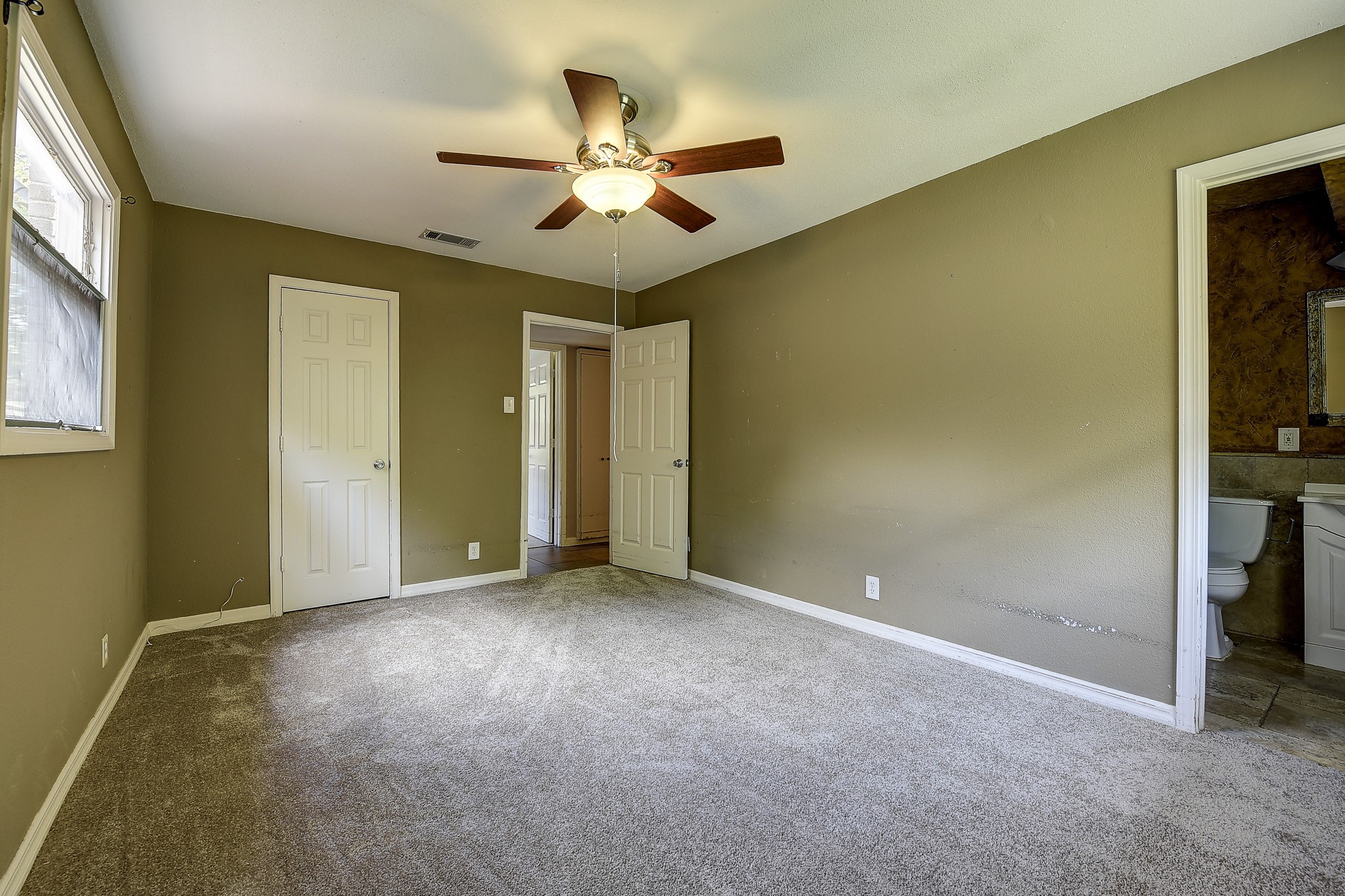 13350 Castleton Drive , Farmers Branch, TX, 75234 | 20953588 | Realty Texas LLC