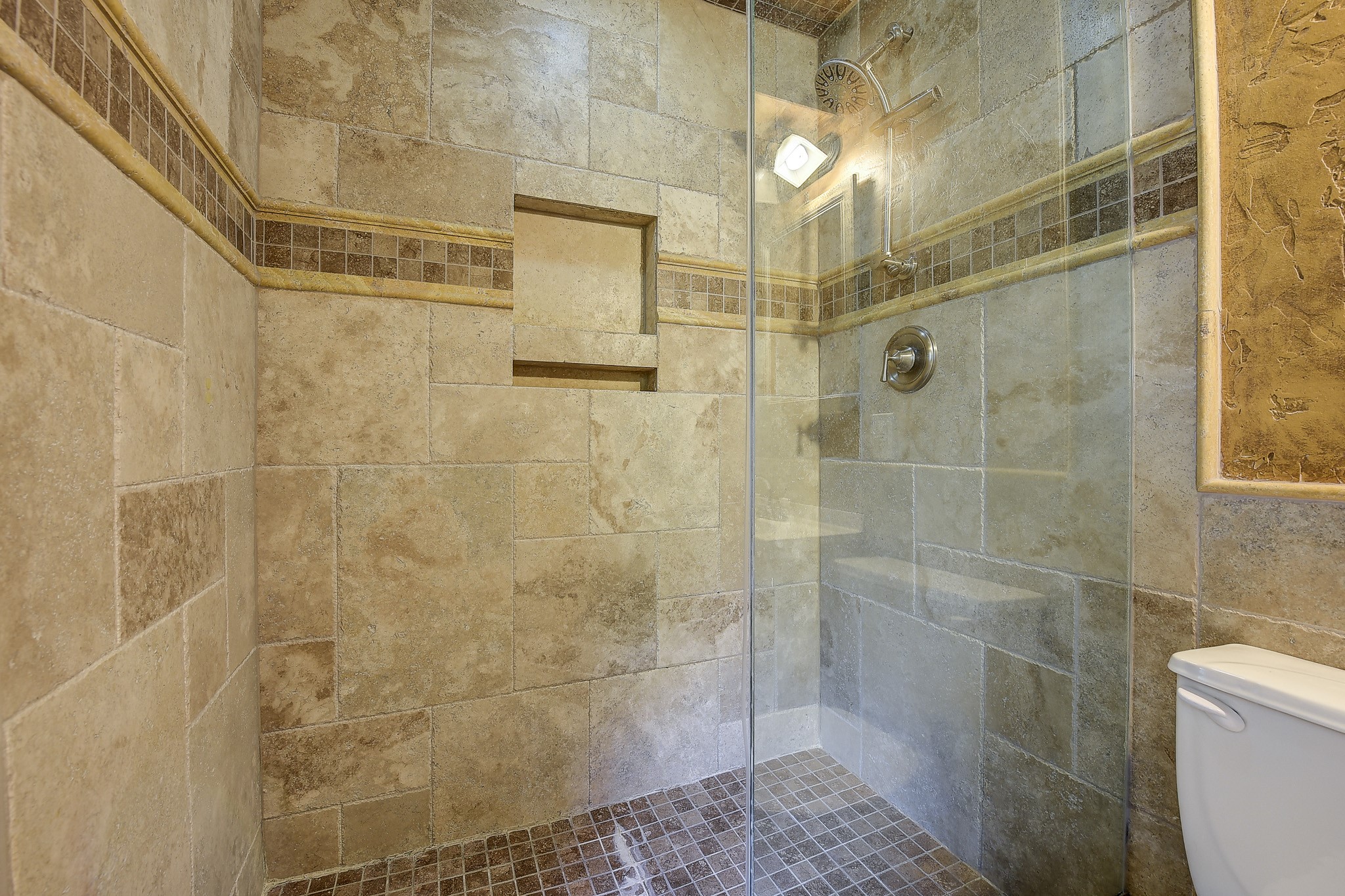 13350 Castleton Drive , Farmers Branch, TX, 75234 | 20953588 | Realty Texas LLC