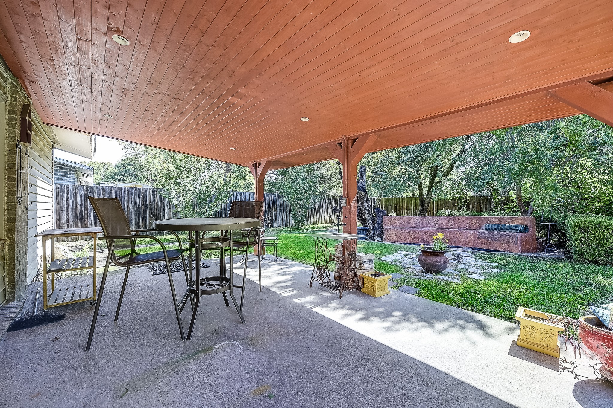 13350 Castleton Drive , Farmers Branch, TX, 75234 | 20953588 | Realty Texas LLC