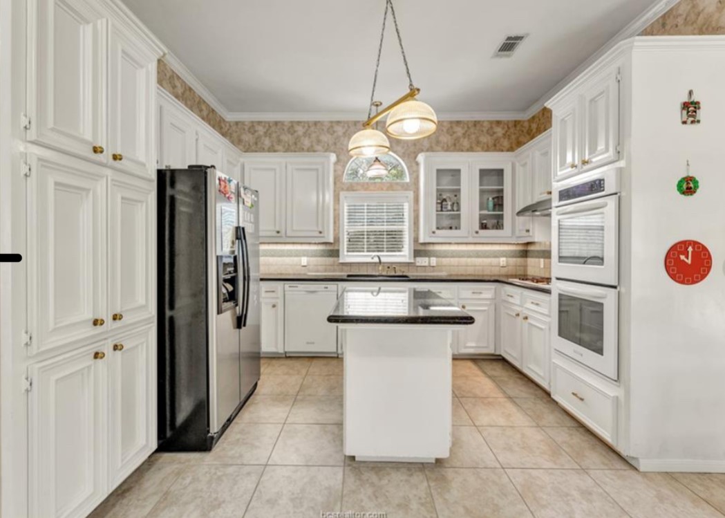 4601 Valley Brook Circle , College Station, TX, 77845 | 25006416 | Realty Texas LLC