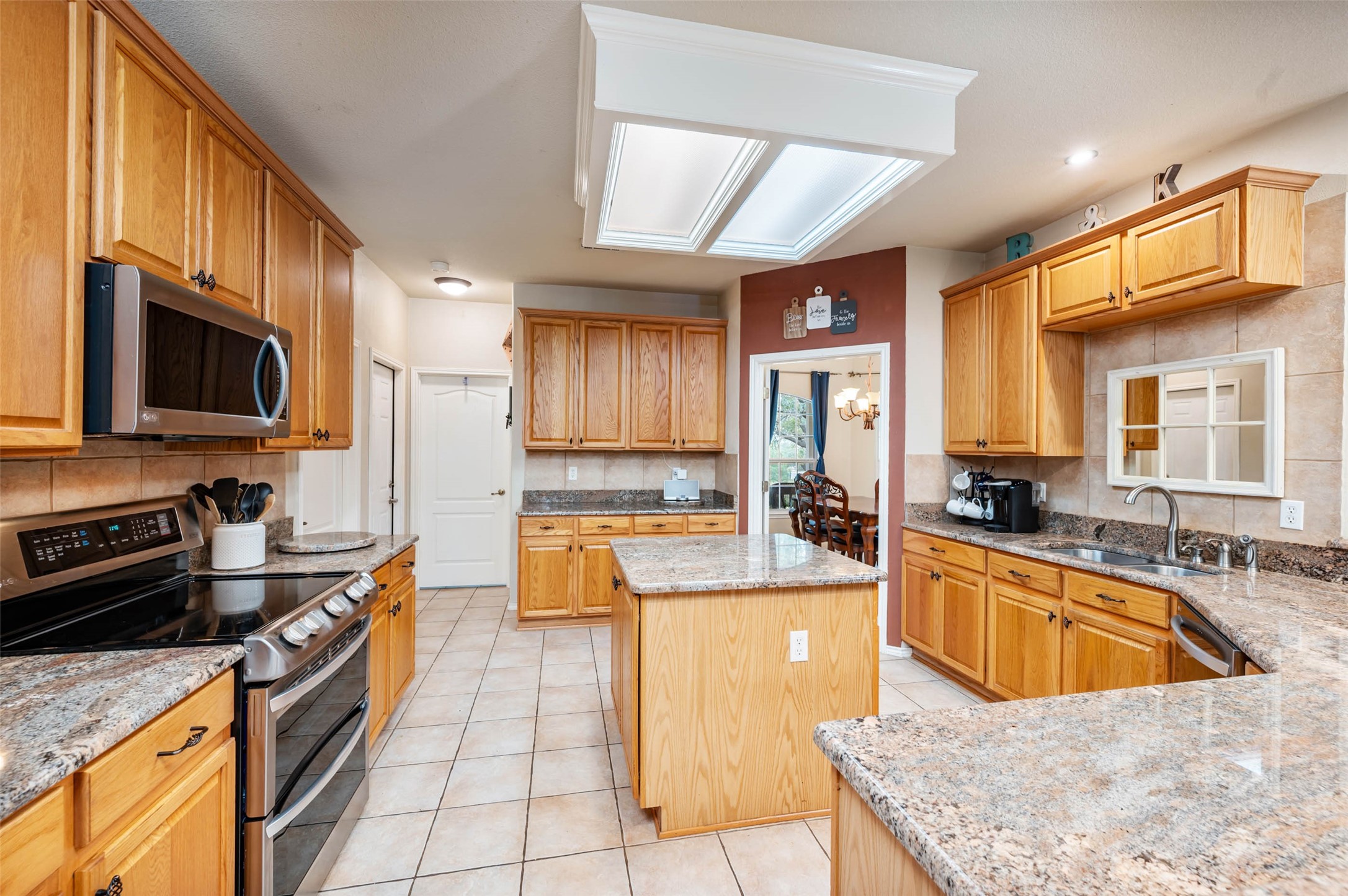 161 N Stallion Estates Drive , Spring Branch, TX, 78070 | 23612474 | Realty Texas LLC